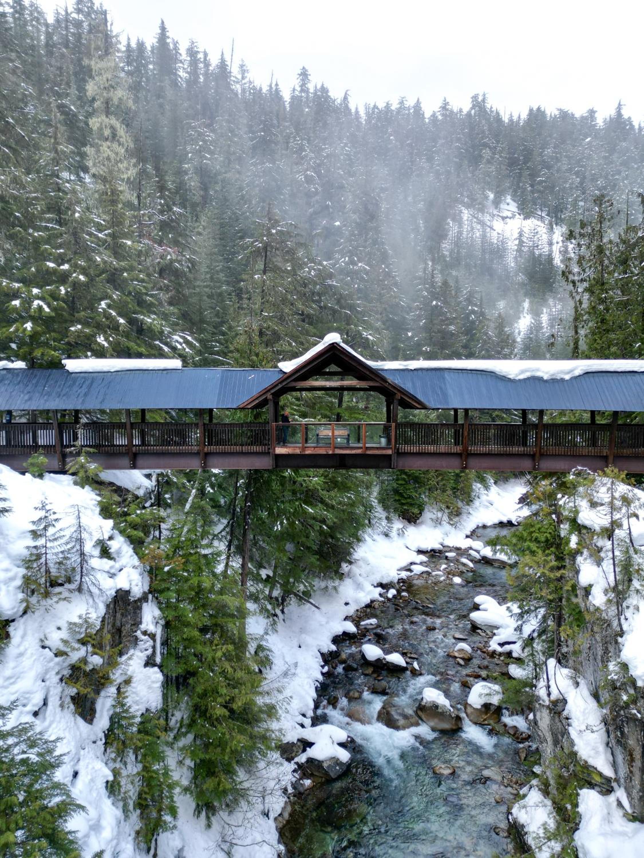 The Kootenay Lake House - A Private Luxury Retreat