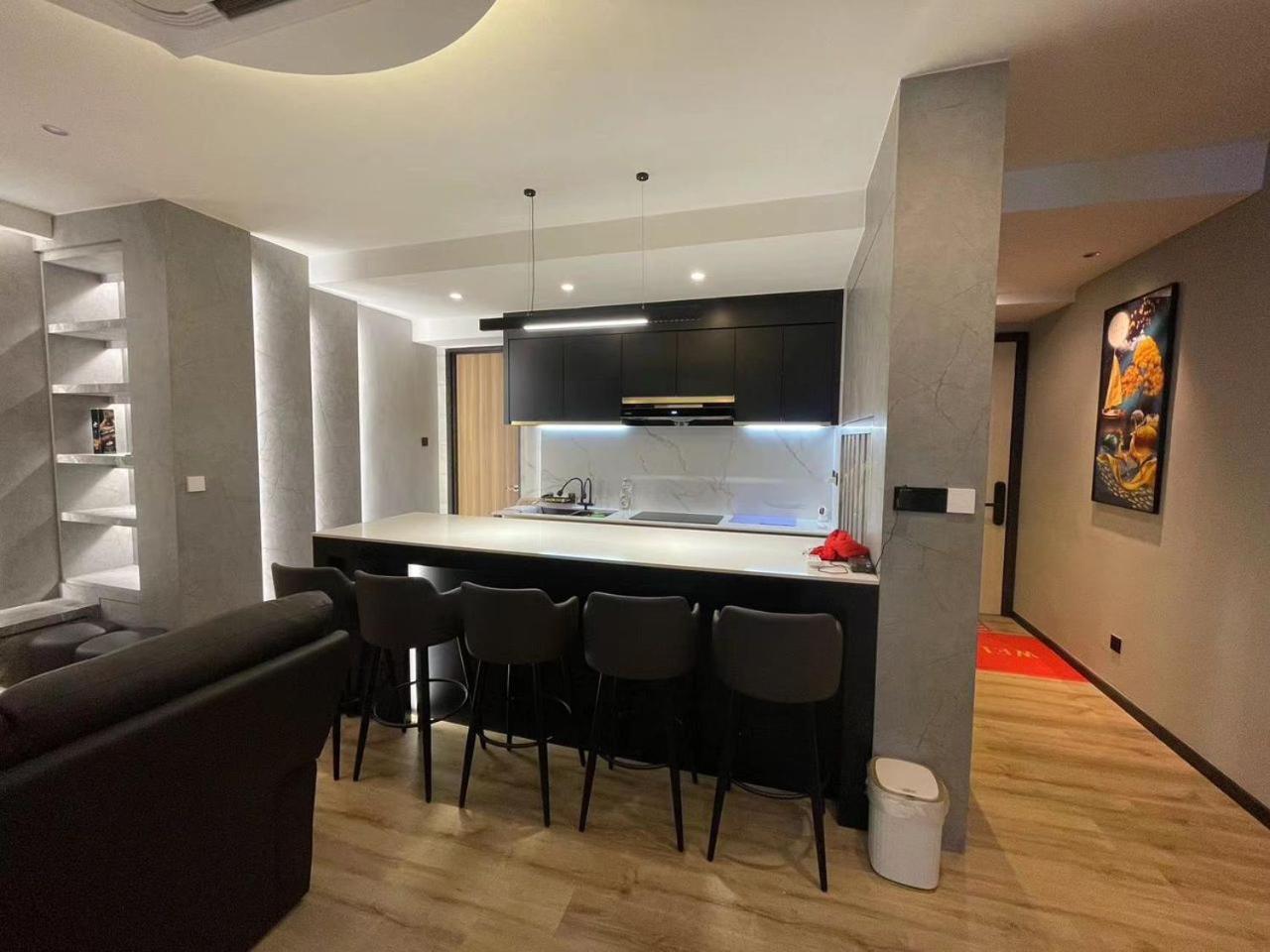 Steven Tang Homestay 3BR @ Hanns Residence photo 7