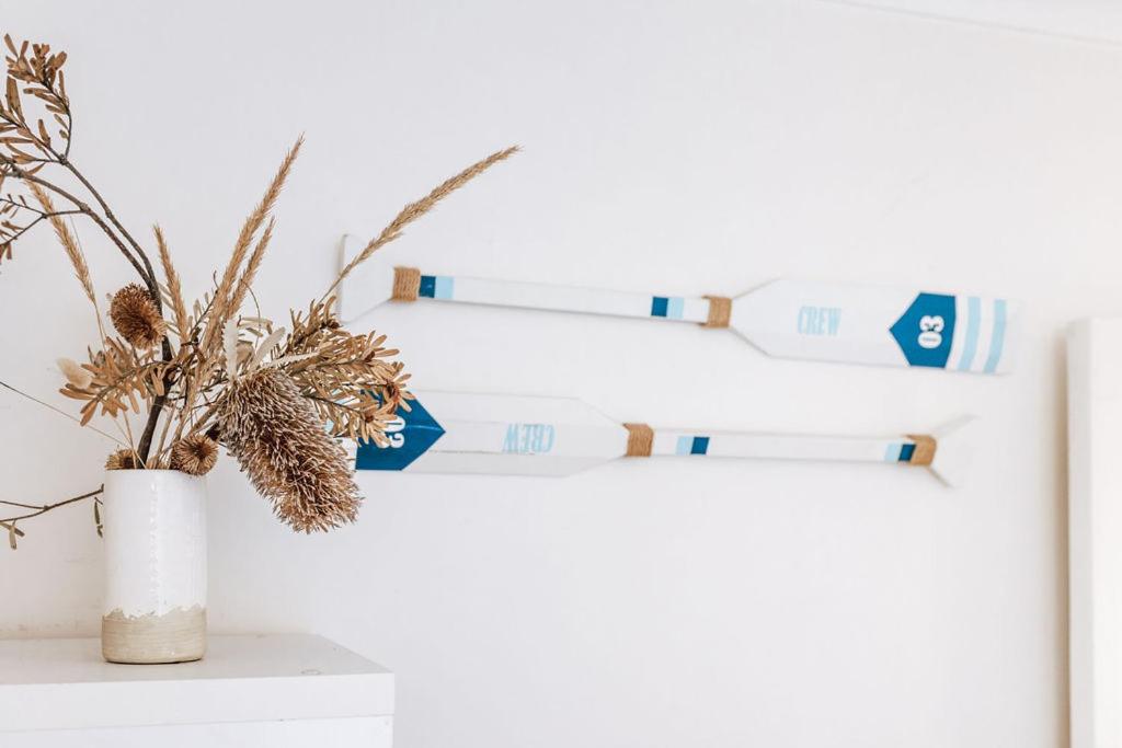 Sloop Cottage - Beachfront - Vibes