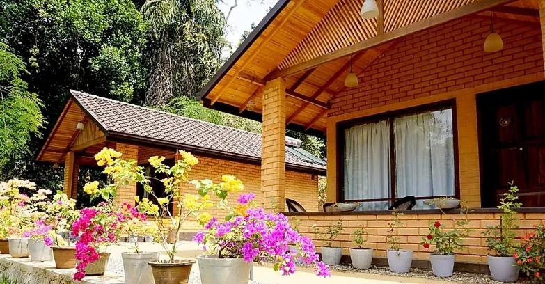 Mangi's Tranquil Bungalows view 3