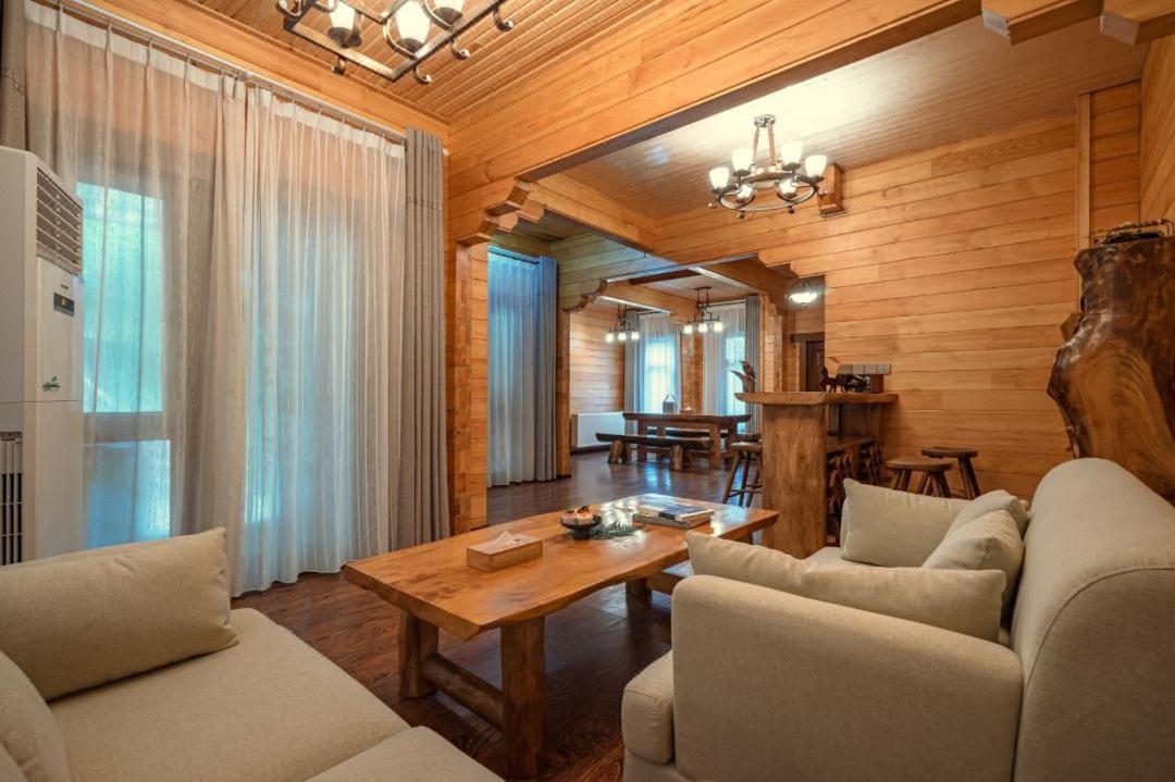 Homestead Hideaway
