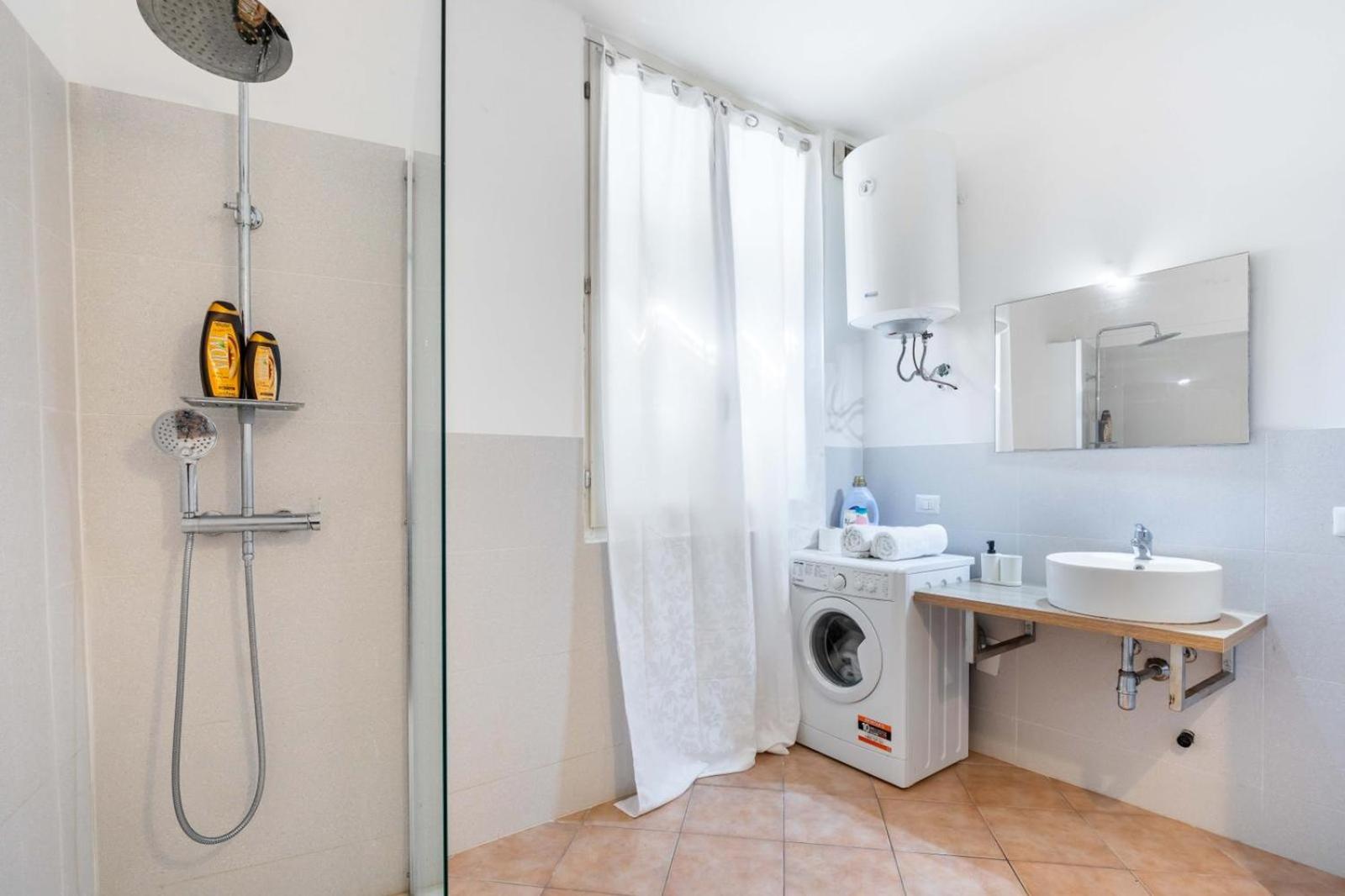 Loft Porta Romana - cozy apartment & Wi-Fi