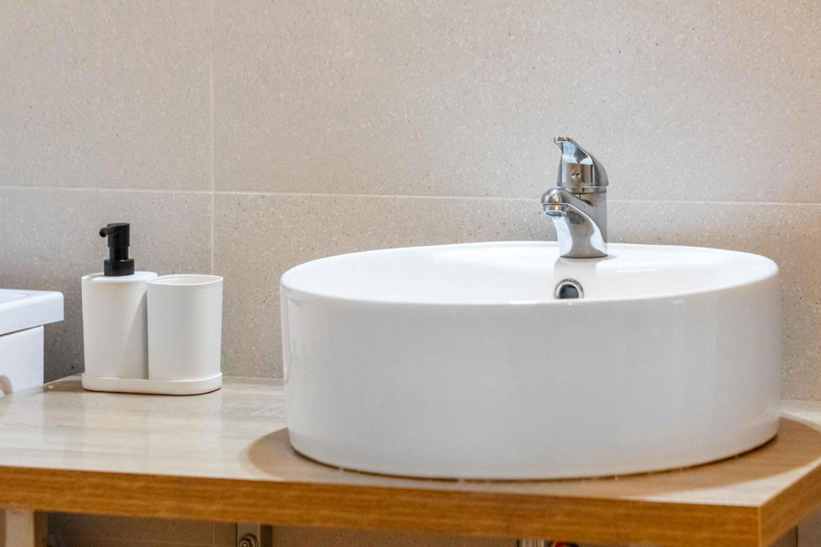 Loft Porta Romana - cozy apartment & Wi-Fi