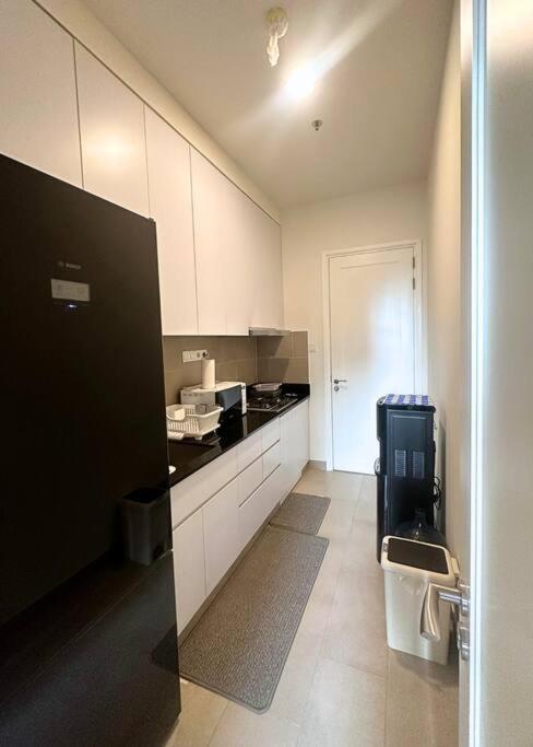 NEW Charming 2BR Apartment in Central Jakarta