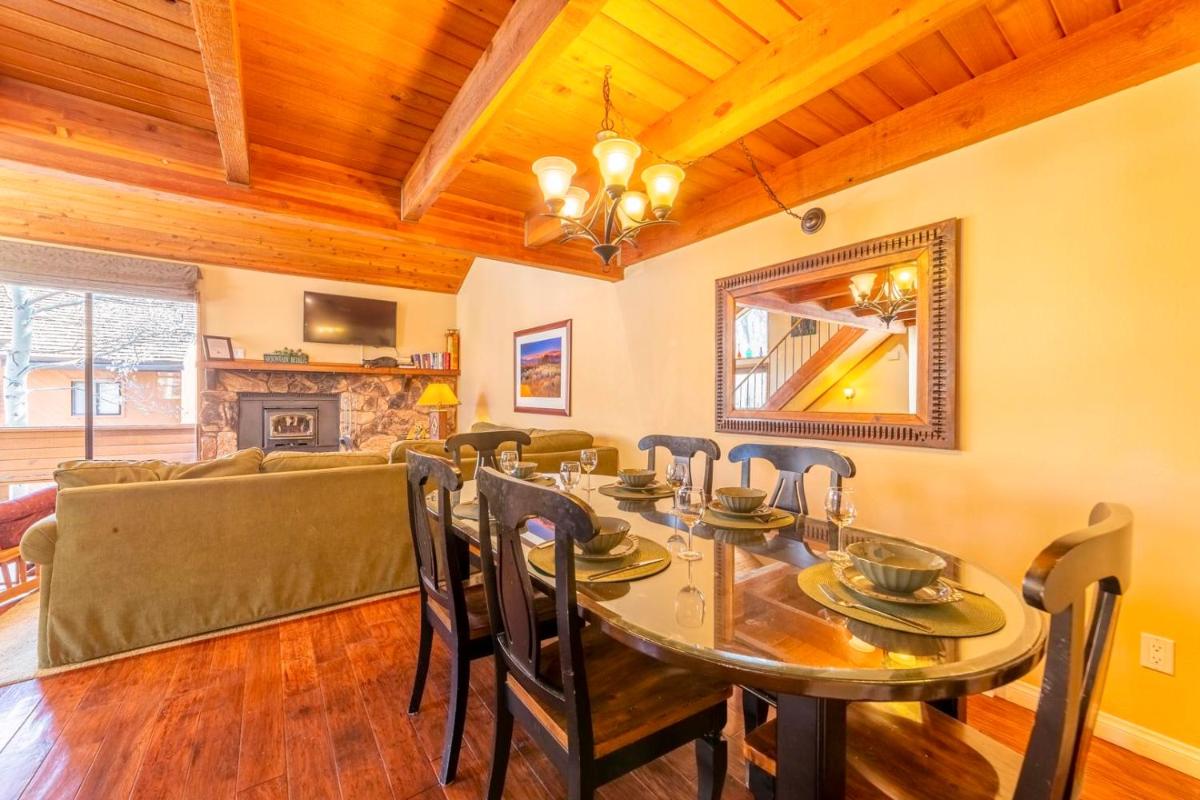 #380 - Mountain Townhome with Jacuzzi, Pool, Tennis Courts view 5