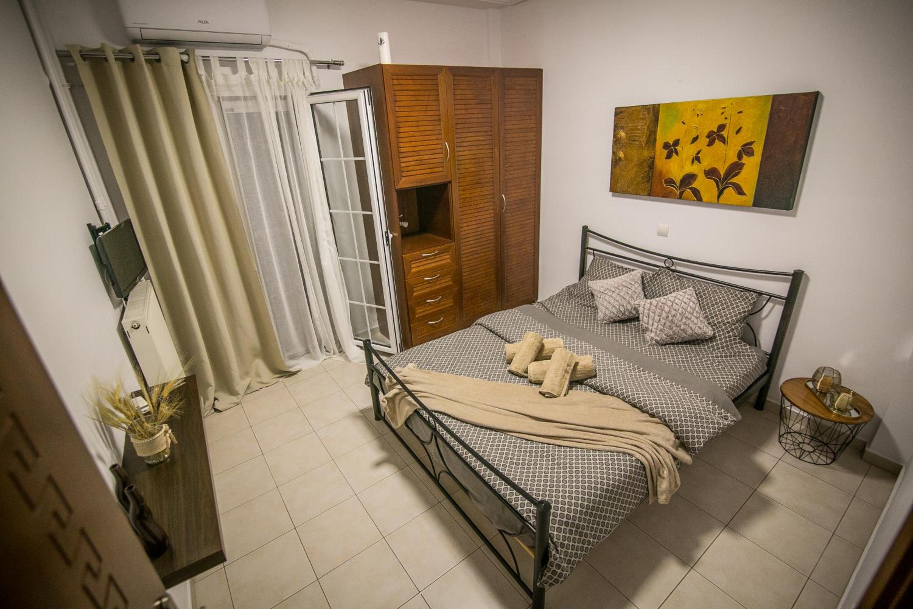 Central apartment's in Trikala photo 5