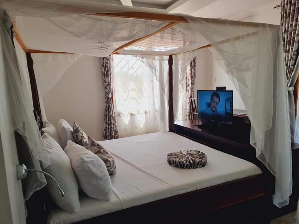 Queens Chateau Boutique Villa
