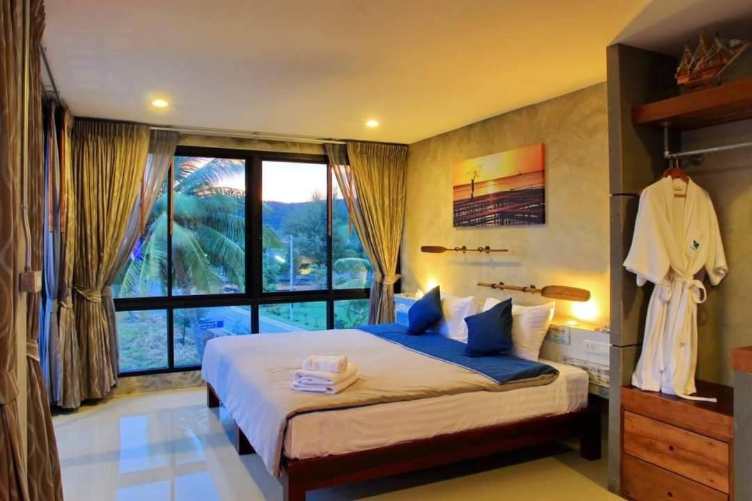 Windy Seaview Resort