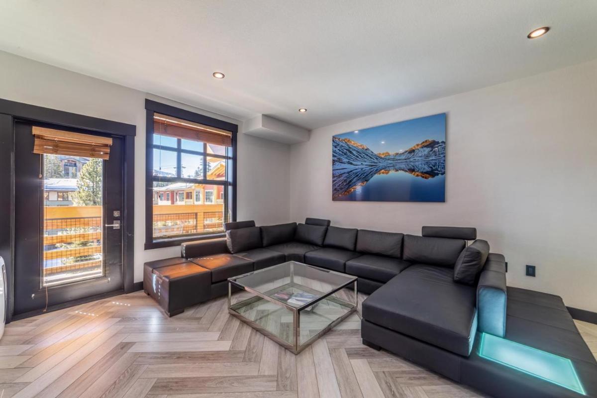 #544- Luxury Village 3BR - Spa, Pool, & Walk to Gondola view 3