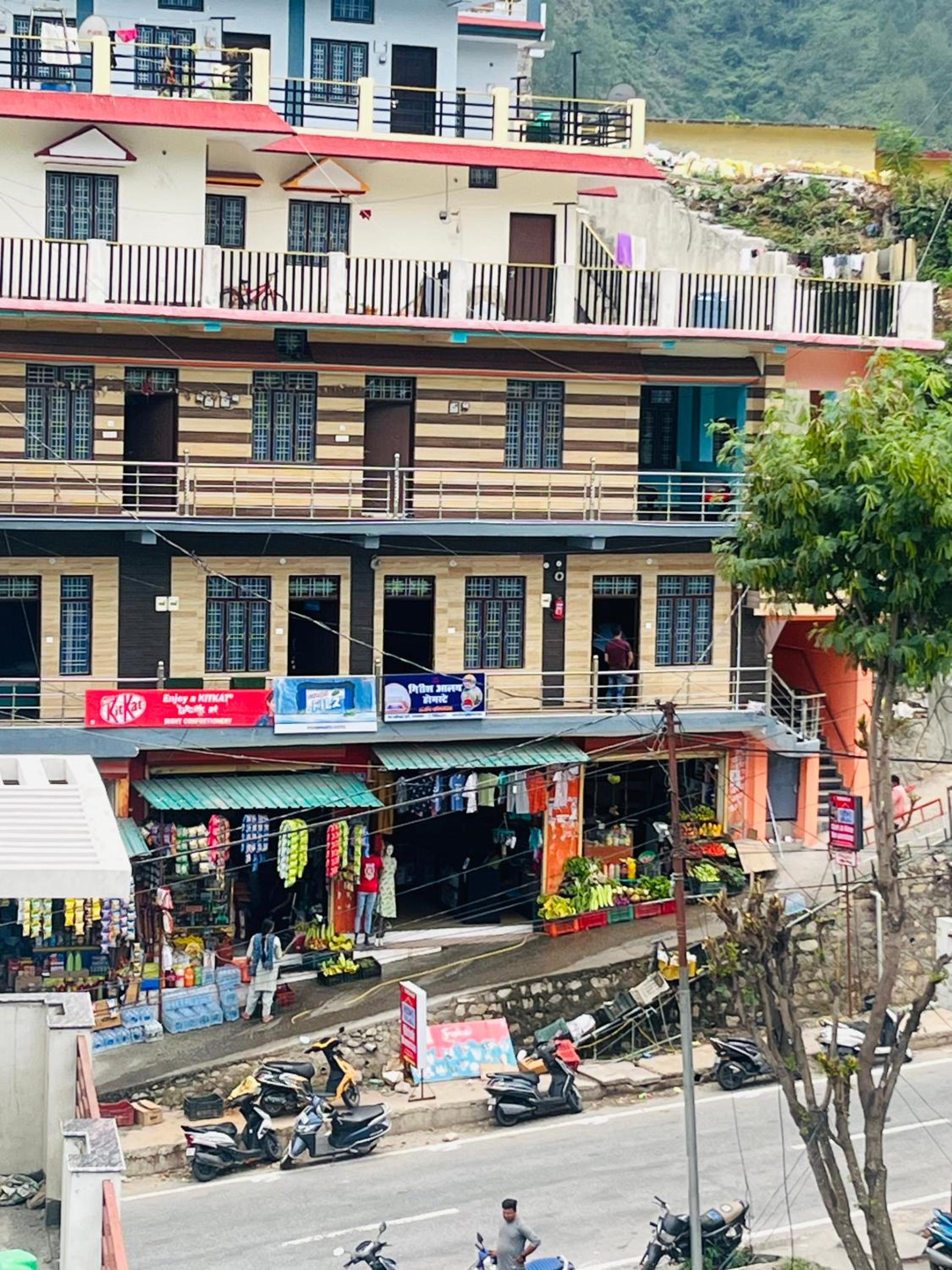 GIRISH ALAY HOME STAY view 5