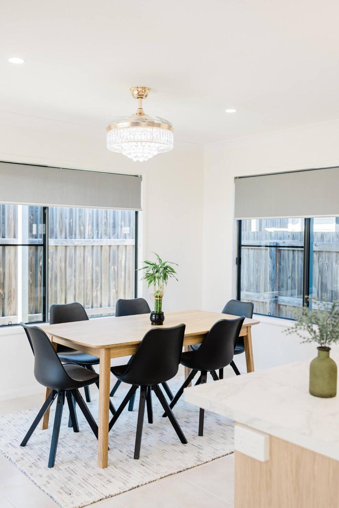 New Home close to Airport hospital Coles & Resto