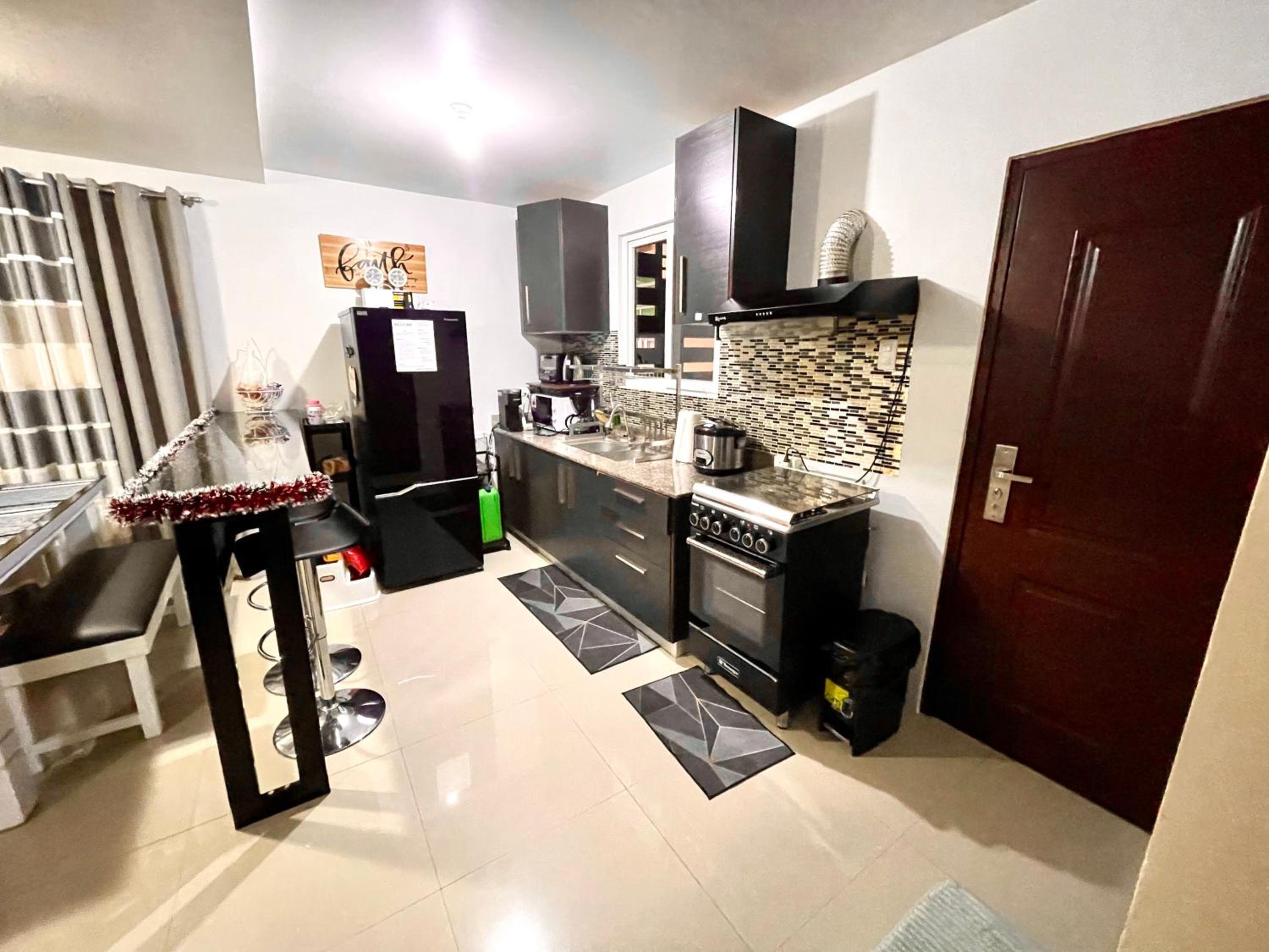 Mago Nouveau Residence 3bdrm-3bath Subdivision view 3