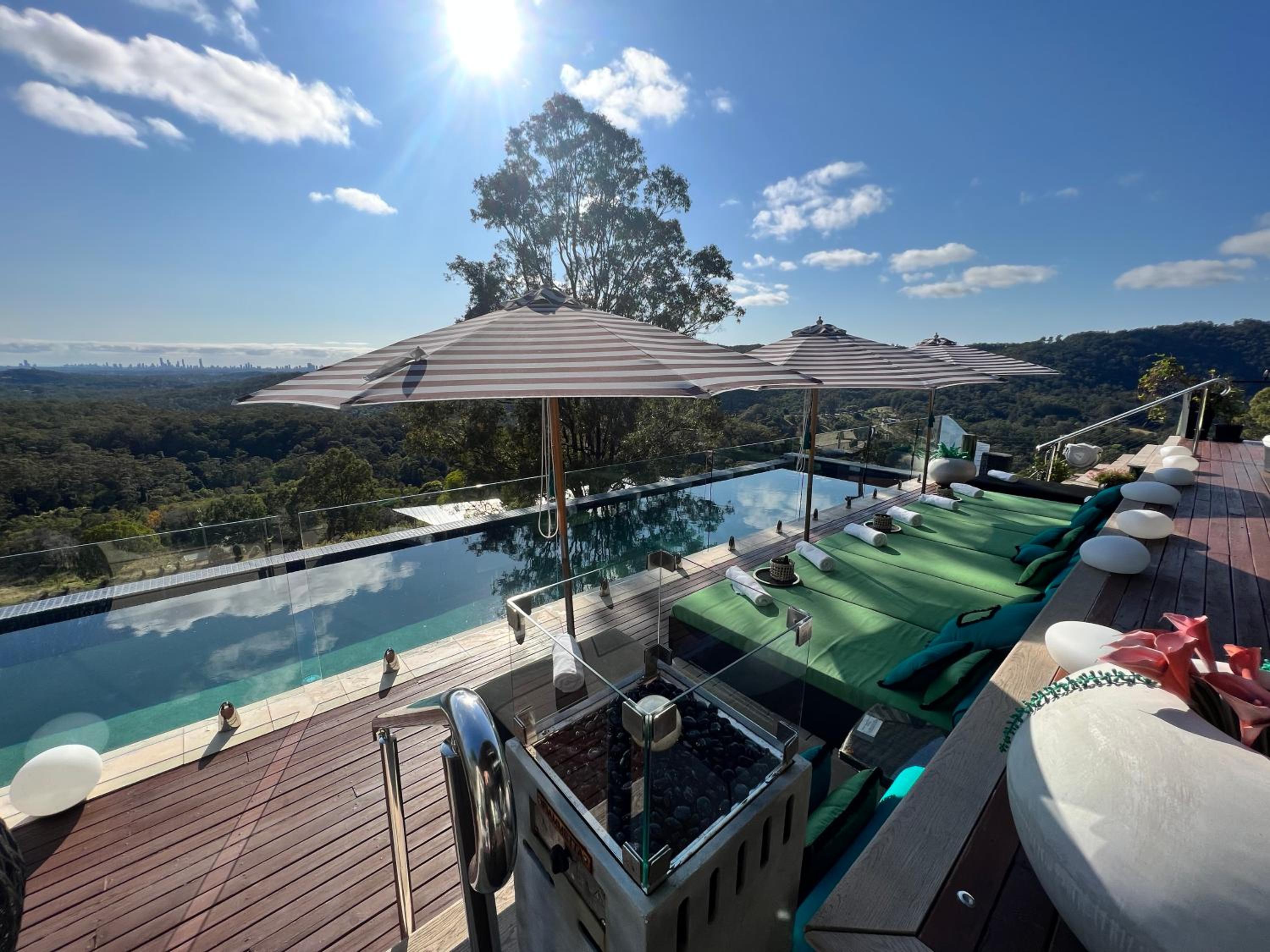 On Eagle Wings Mountain Retreat & Spa