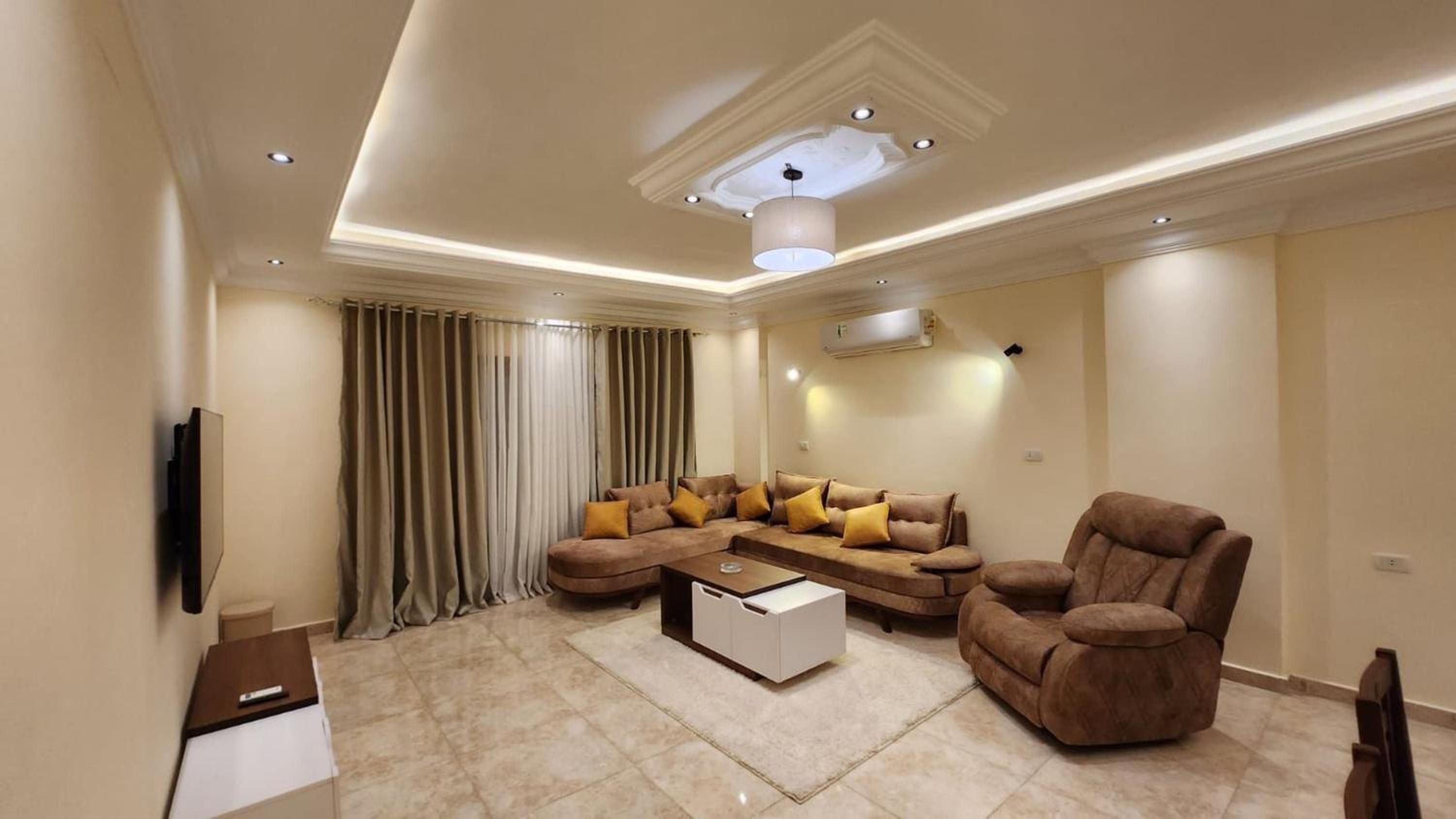 Wa set Luxor Apartment