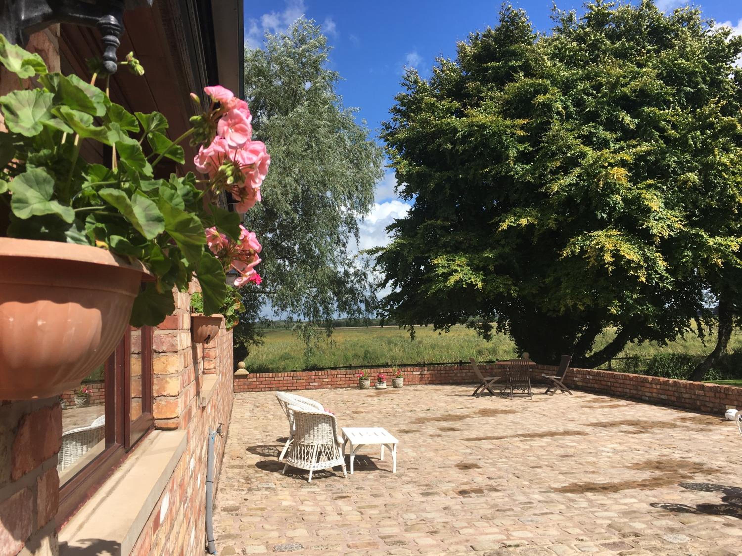 Rural Family Farmhouse with Countryside views view 4