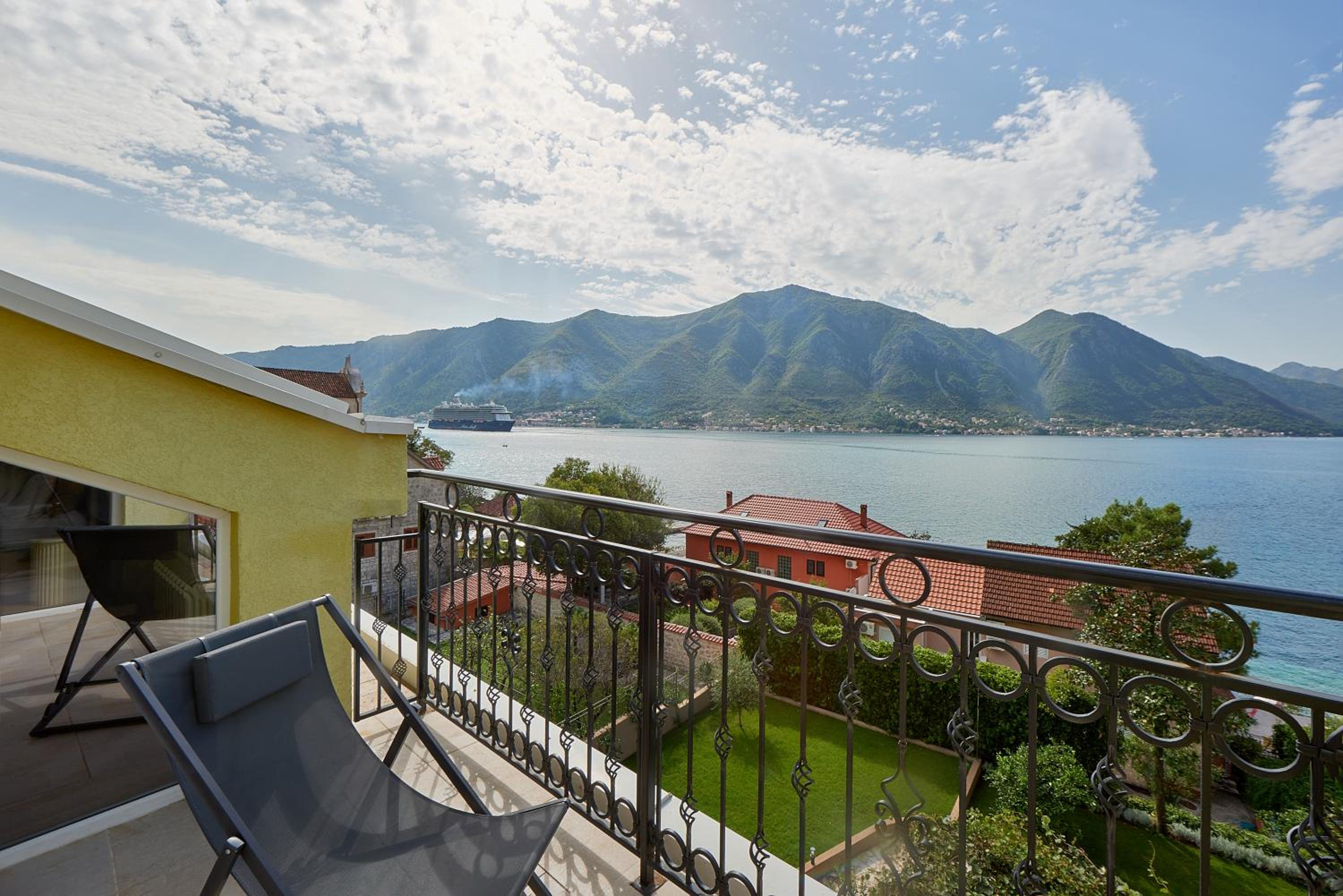 2montenegro MIMOZA Apartments