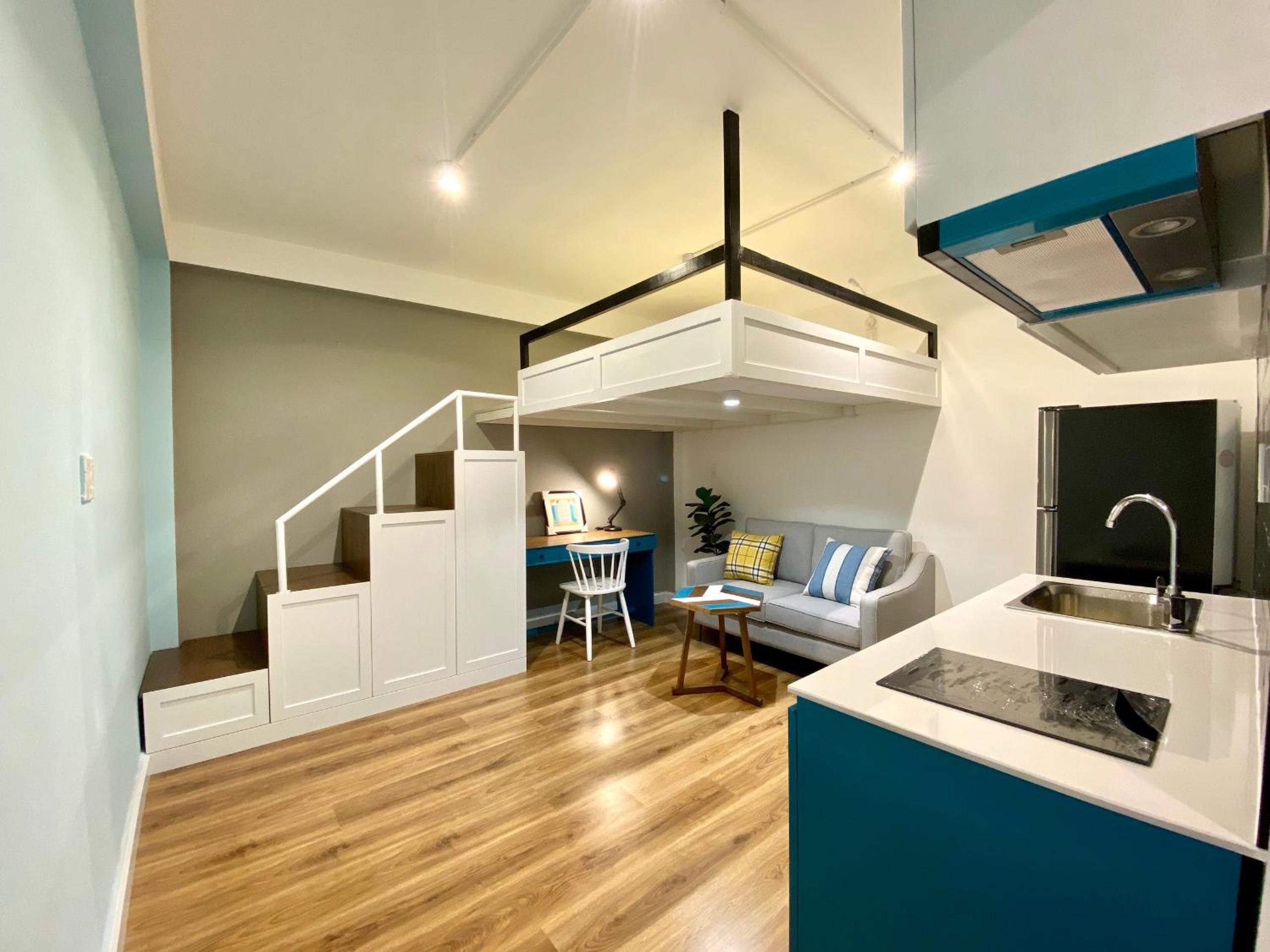 8 minutes walking to Nguyen Hue, Fast Wifi, check-in 24/7