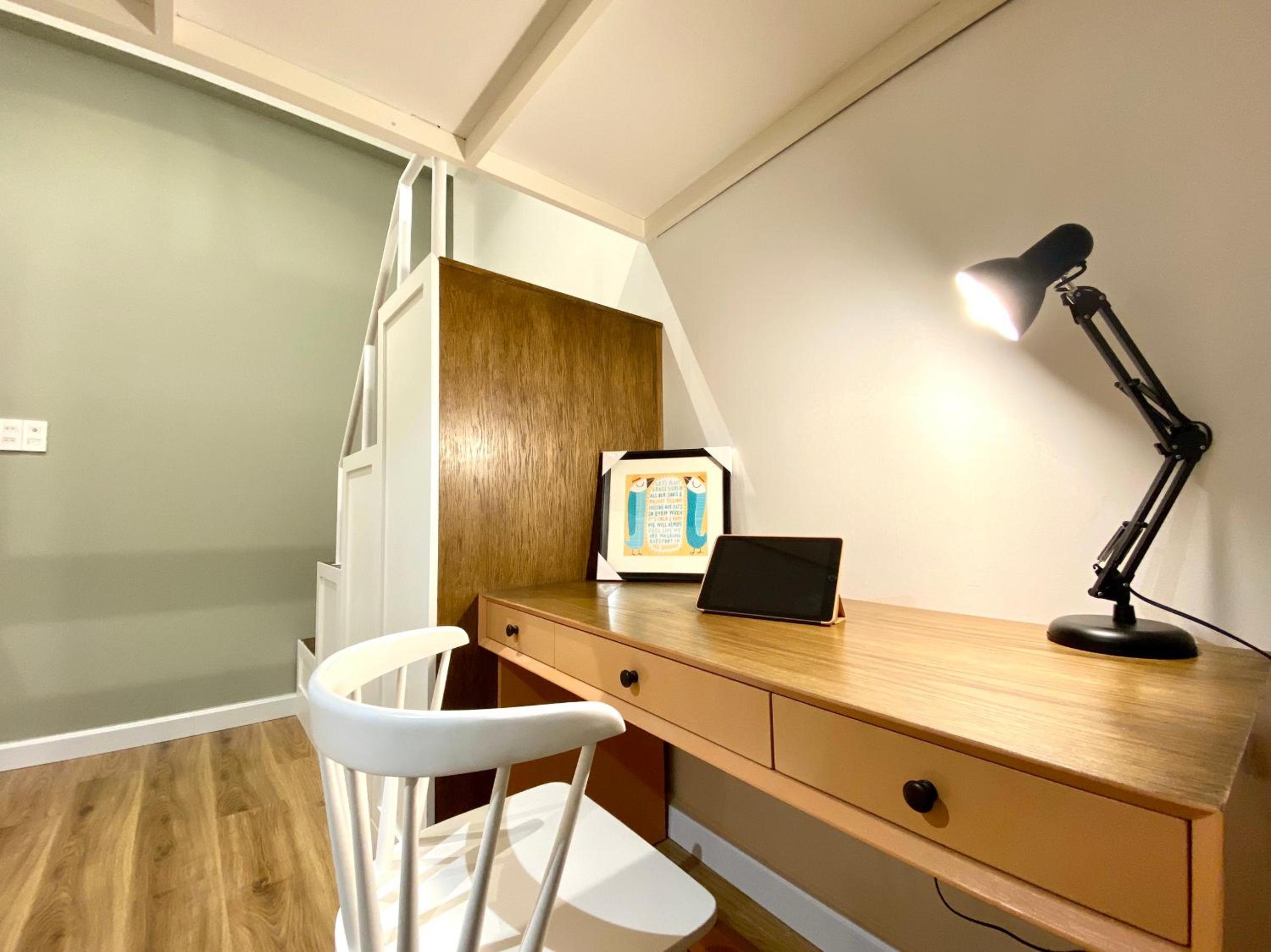 8 minutes walking to Nguyen Hue, Fast Wifi, check-in 24/7