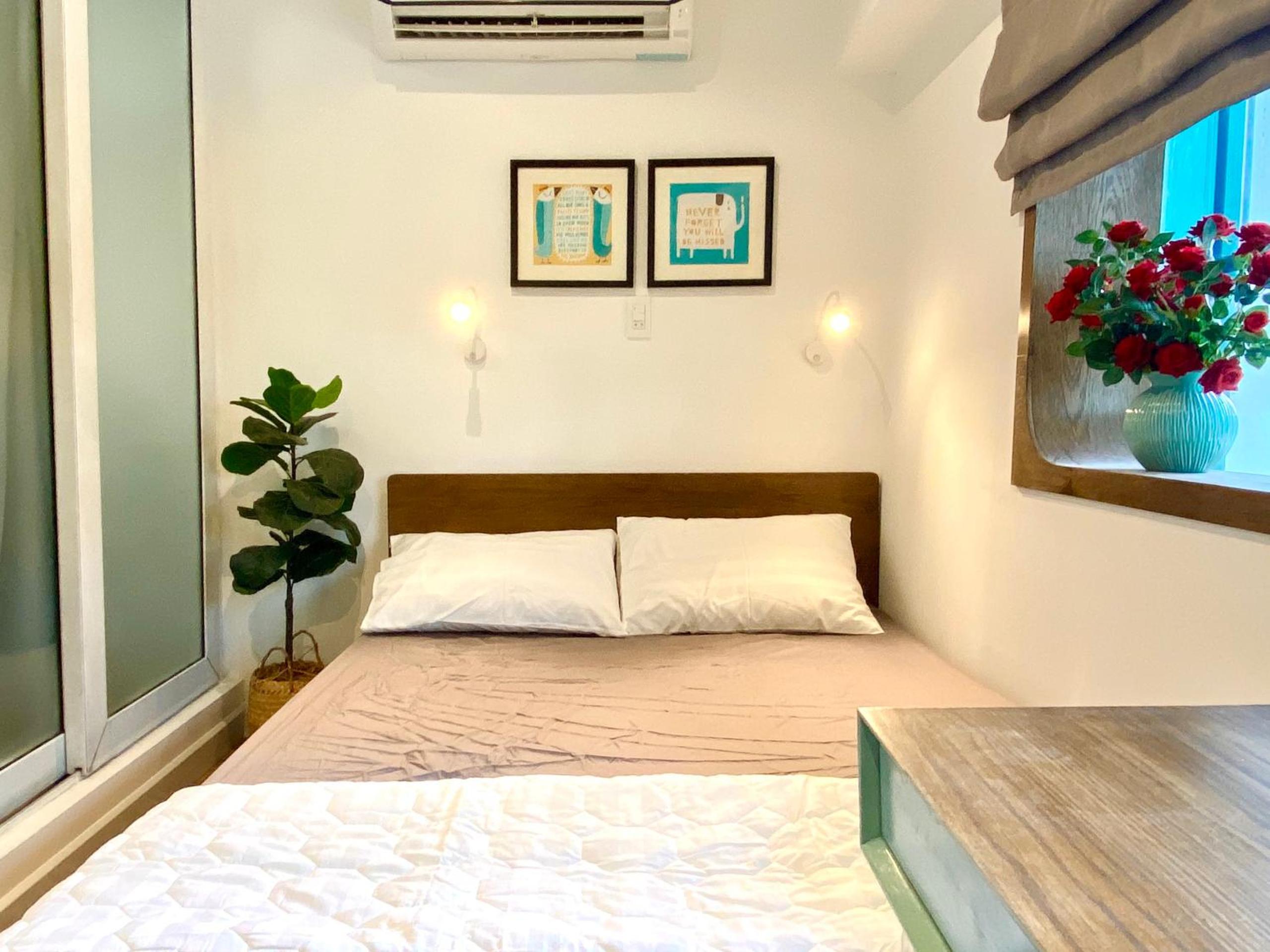 8 minutes walking to Nguyen Hue, Fast Wifi, check-in 24/7