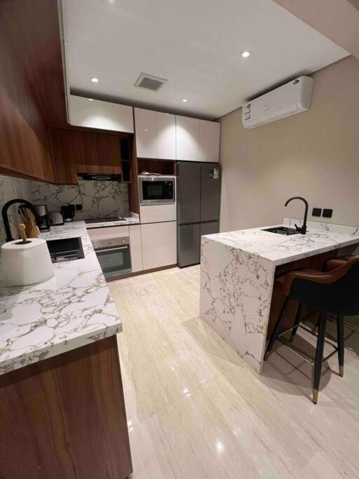 Modern 3 Bedroom Flat