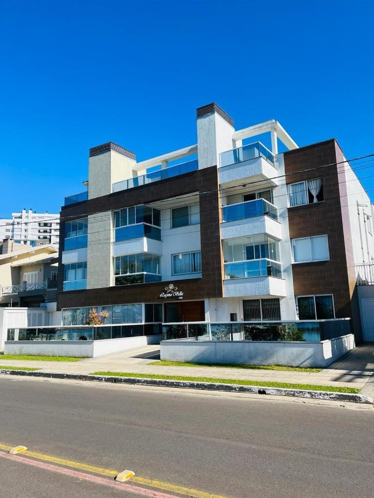Apto duplex Lagoa do Violão
