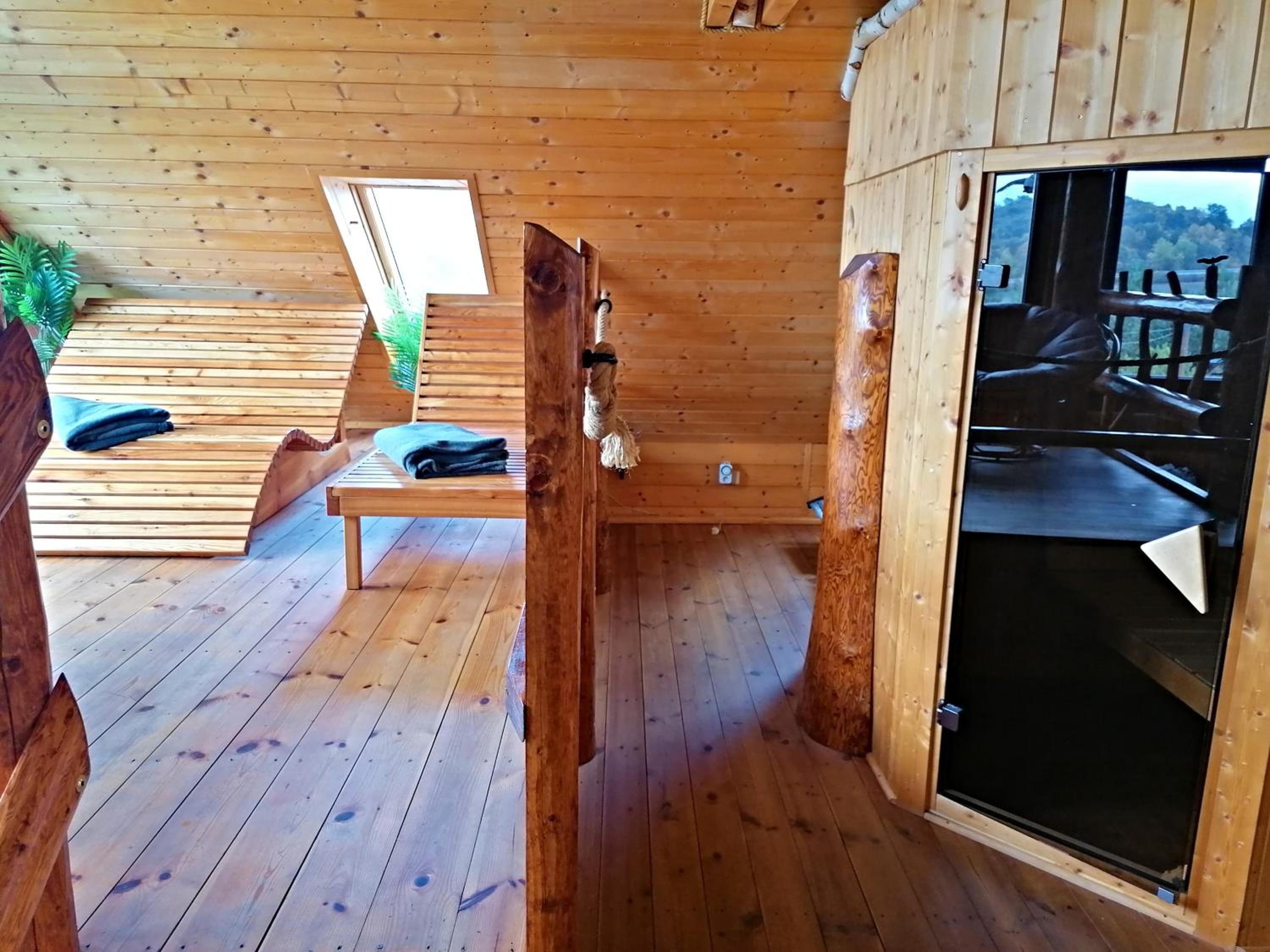 Photo 24