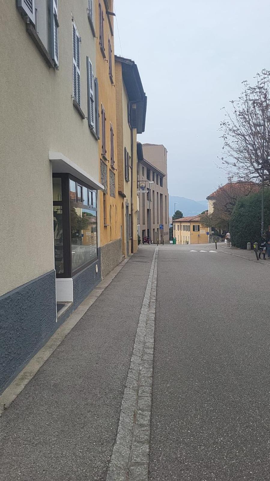 Lugano, stanza a Breganzona