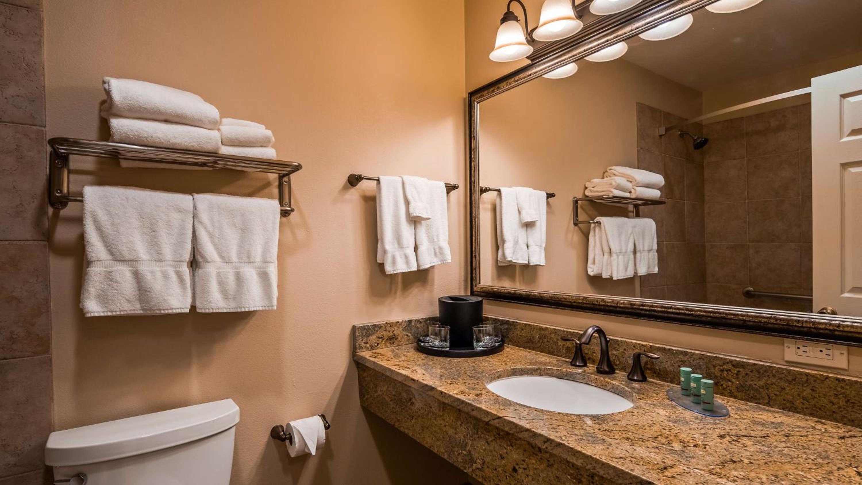 Ketchum Vacations - Best Western Tyrolean Lodge - Property Image 1