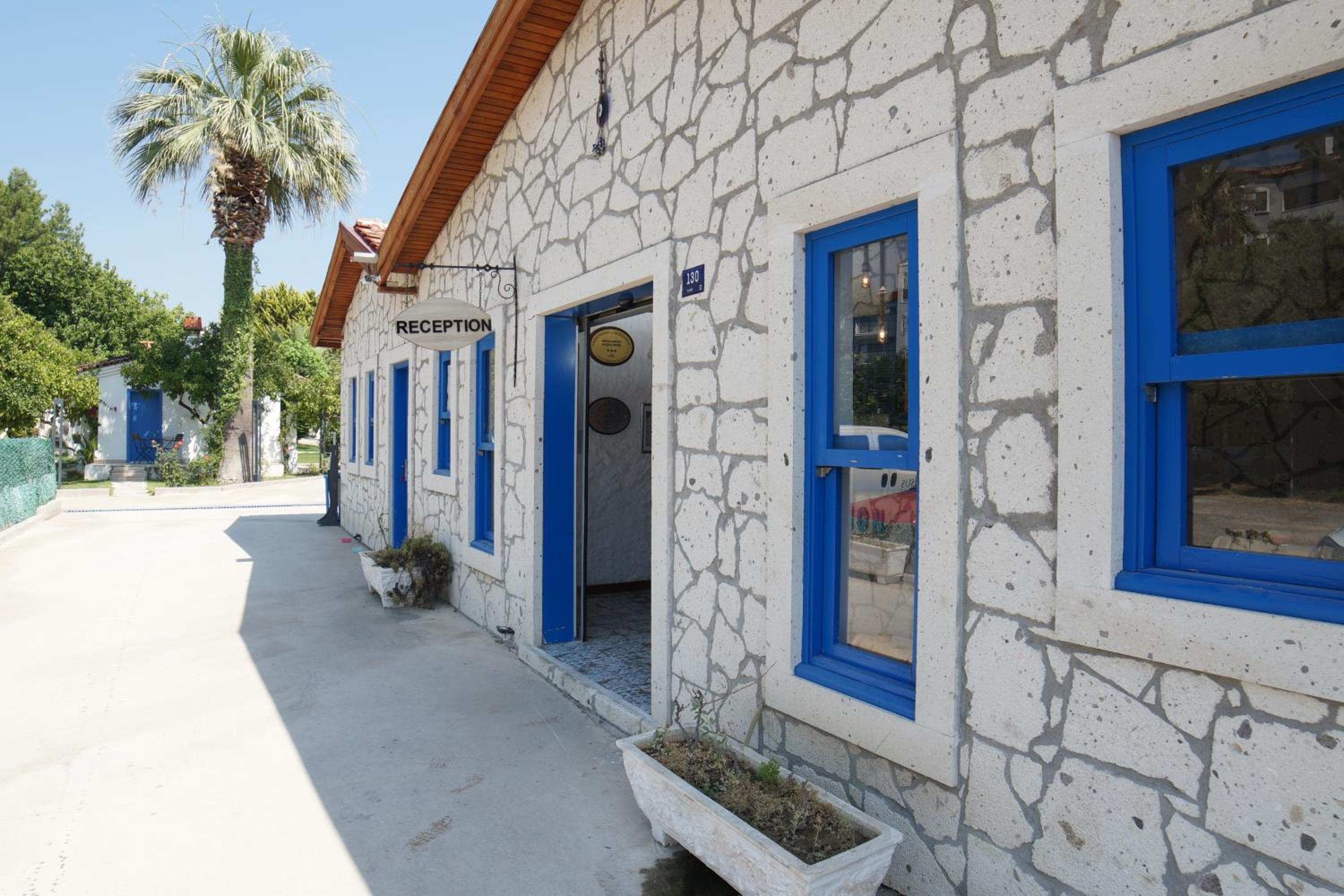 Risus Garden Marina Otel - Image 48