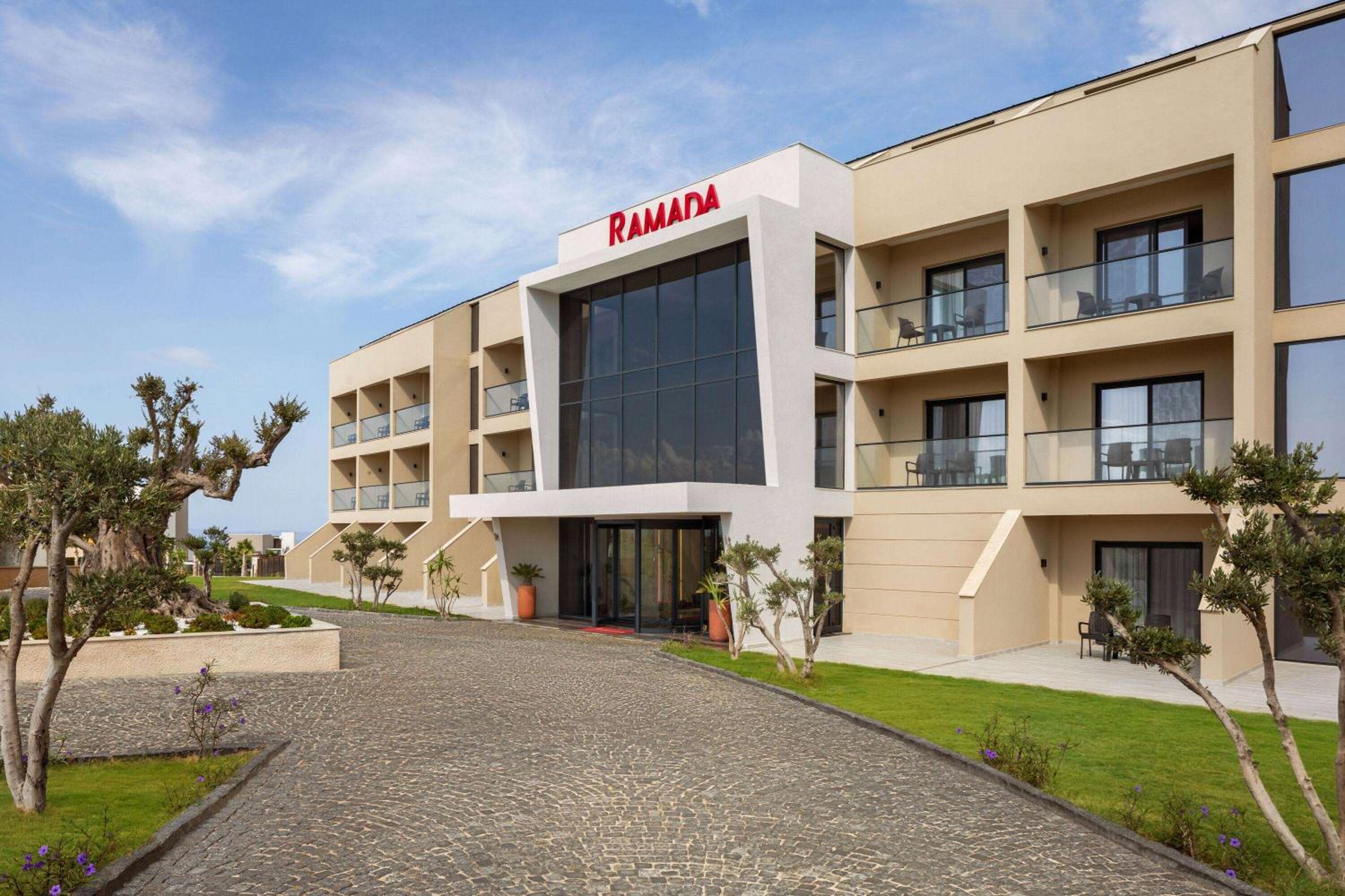 Ramada by Wyndham Cesme - Image 29