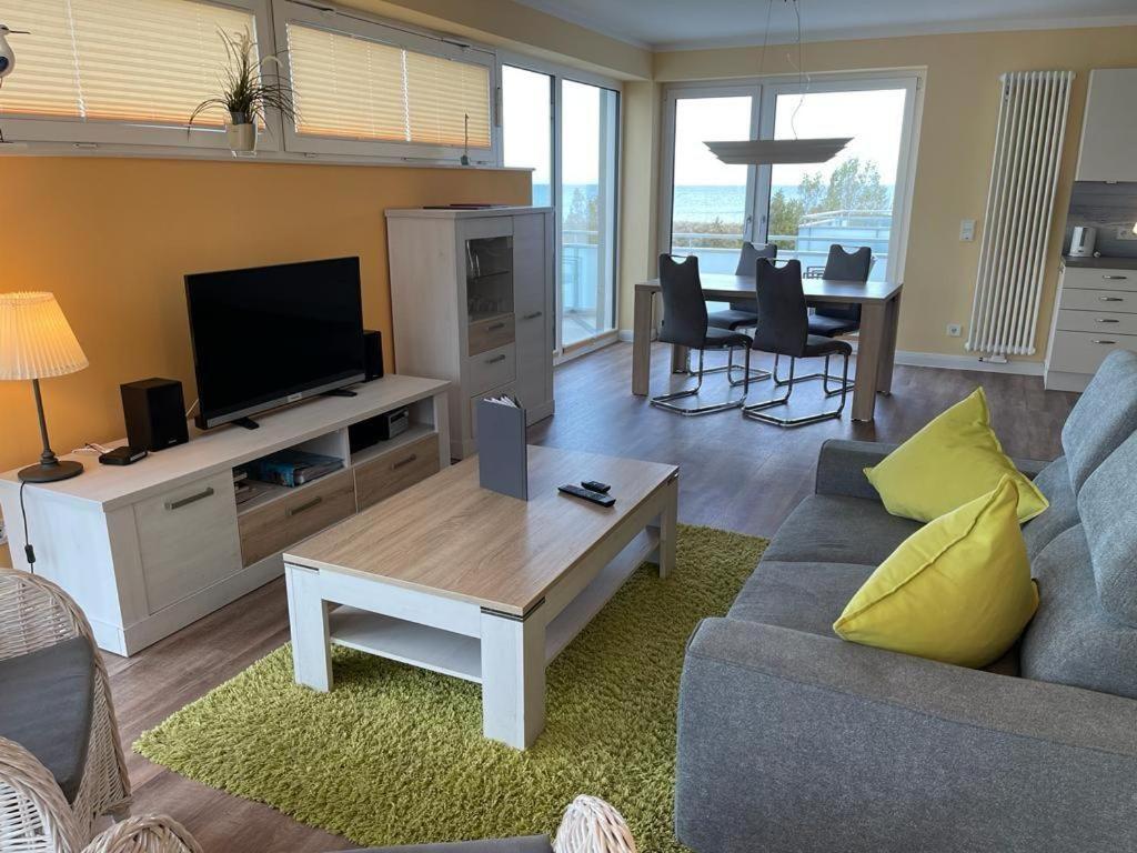 Duenenpark-Heiligenhafen-Haus-Duenengras-Wohnung-11-Duenenlounge