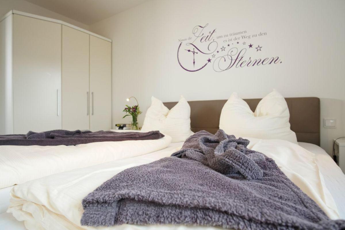 Duenenpark-Heiligenhafen-Haus-Duenengras-Wohnung-11-Duenenlounge