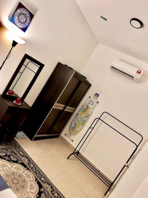 Dilla Homestay At Bangi UKM Kajang photo 8