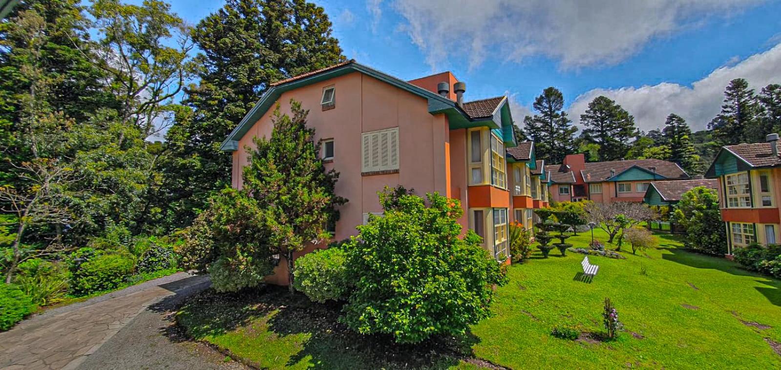 Duplex Floresta Negra - Sua Base perfeita em Gramado! Ótima LOCALIZAÇÃO LAGONegro 500m - 02 Quartos e 02 Banheiros para FAMILIA em CONDOMINIO FECHAD0, cozi