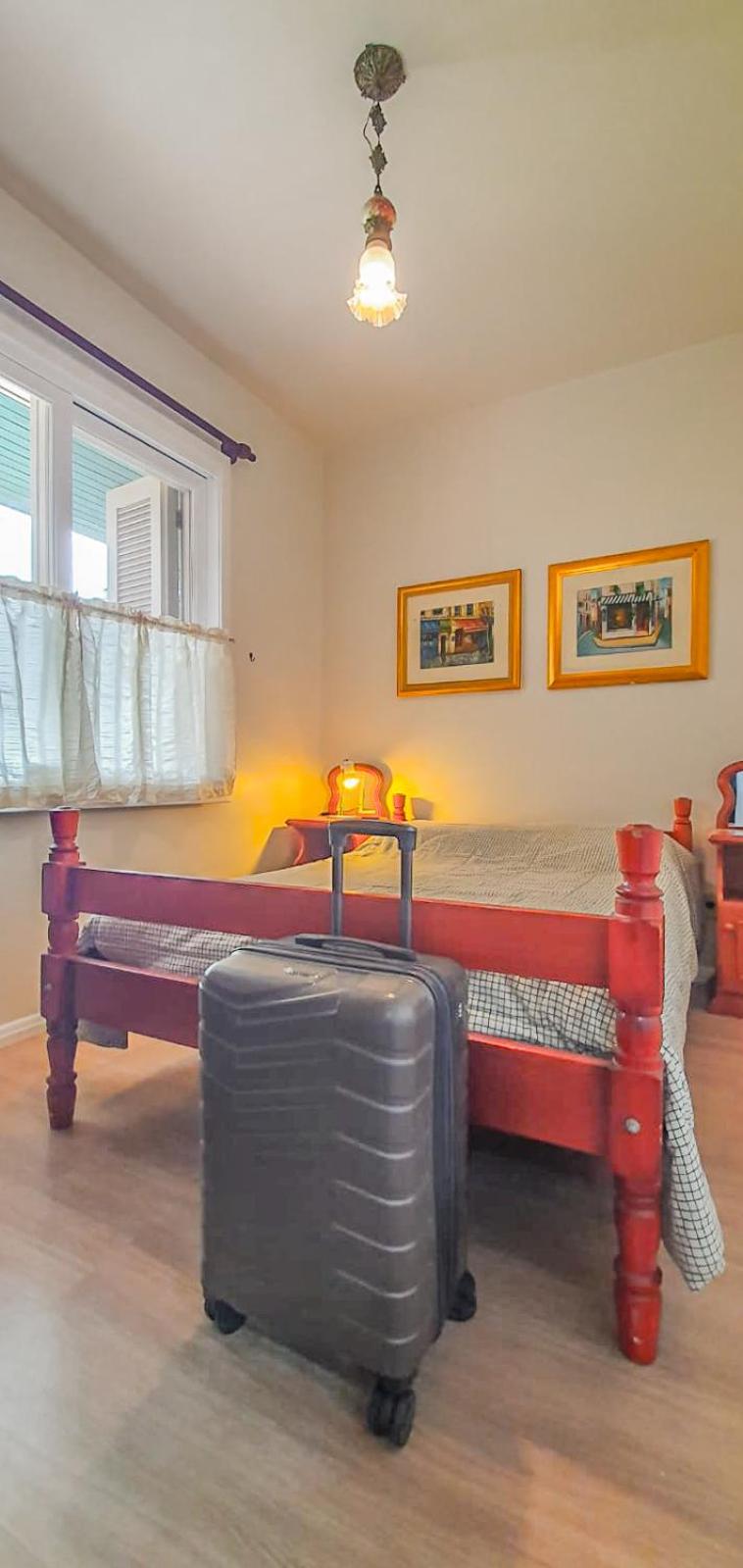 Duplex Floresta Negra - Sua Base perfeita em Gramado! Ótima LOCALIZAÇÃO LAGONegro 500m - 02 Quartos e 02 Banheiros para FAMILIA em CONDOMINIO FECHAD0, cozi