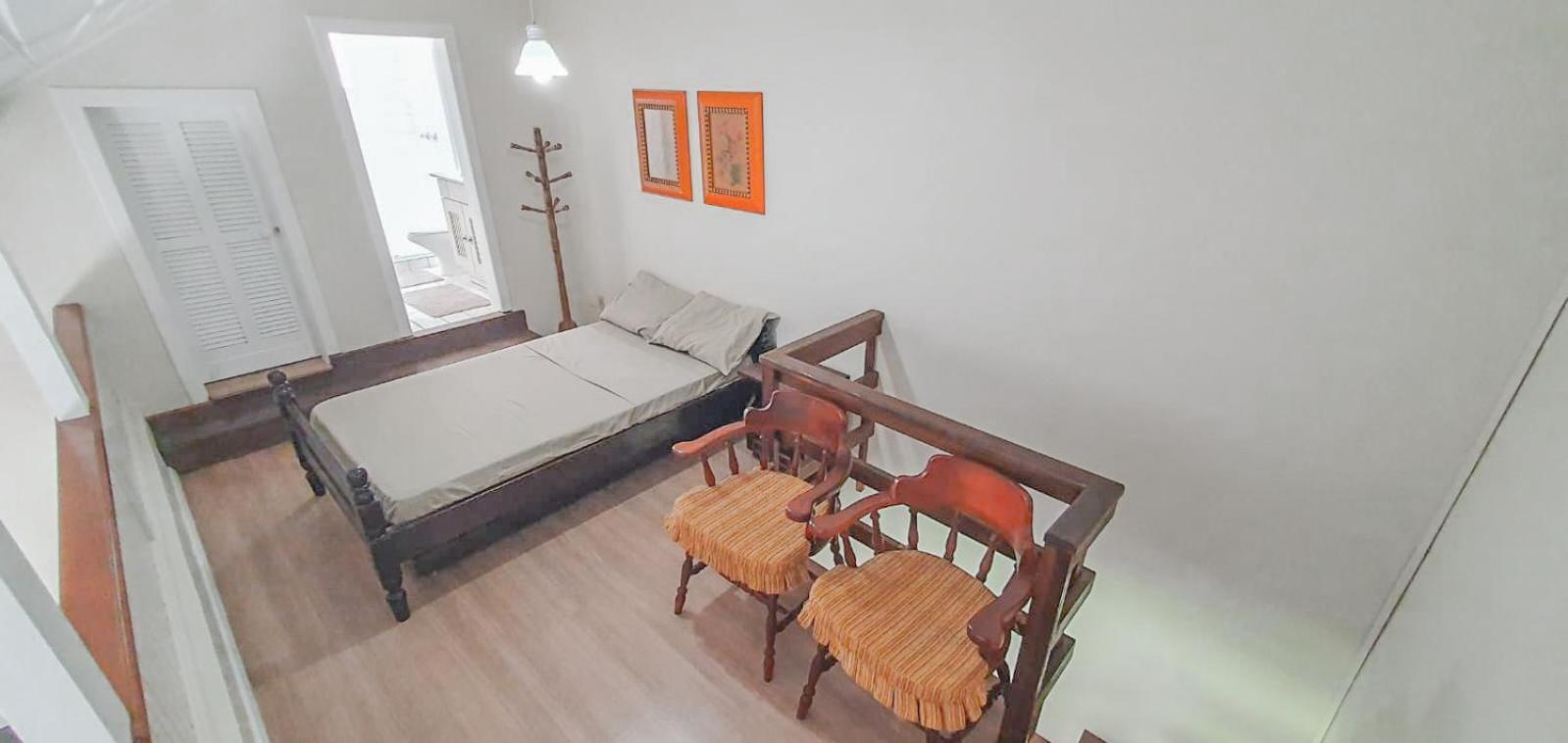Duplex Floresta Negra - Sua Base perfeita em Gramado! Ótima LOCALIZAÇÃO LAGONegro 500m - 02 Quartos e 02 Banheiros para FAMILIA em CONDOMINIO FECHAD0, cozi