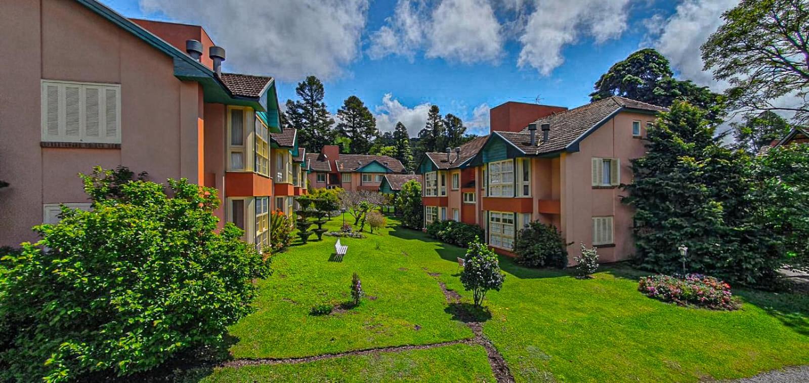 Duplex Floresta Negra - Sua Base perfeita em Gramado! Ótima LOCALIZAÇÃO LAGONegro 500m - 02 Quartos e 02 Banheiros para FAMILIA em CONDOMINIO FECHAD0, cozi