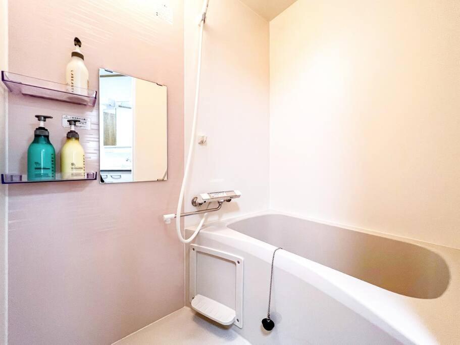 1 stop to Namba!4 Bedrooms Parking available sumi
