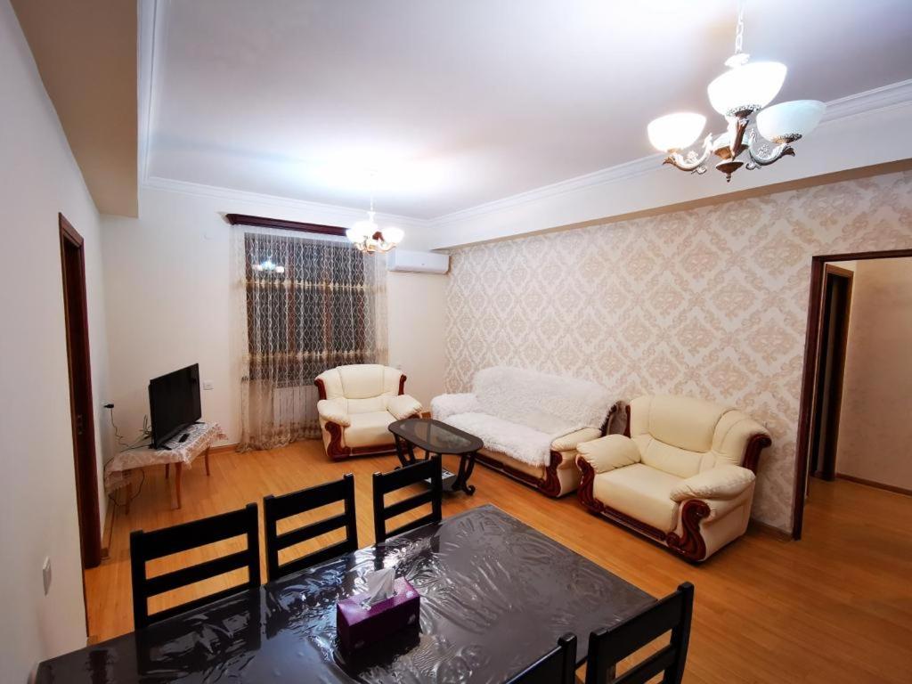2 BDR APARTMENT in Yerevan,CENTRE