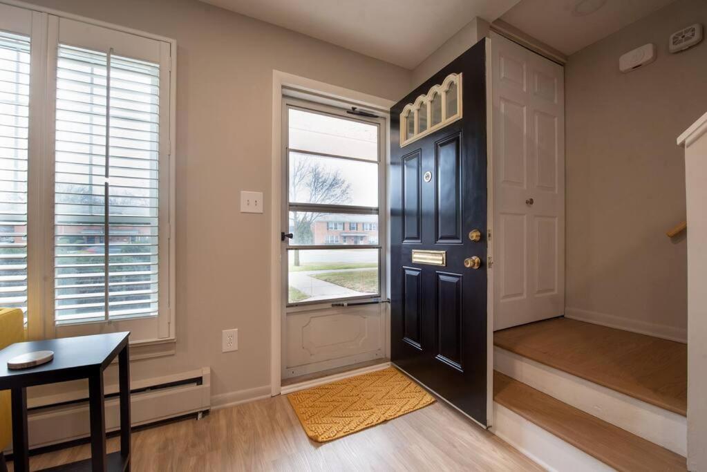 Cozy Condo in the Heart of Royal Oak