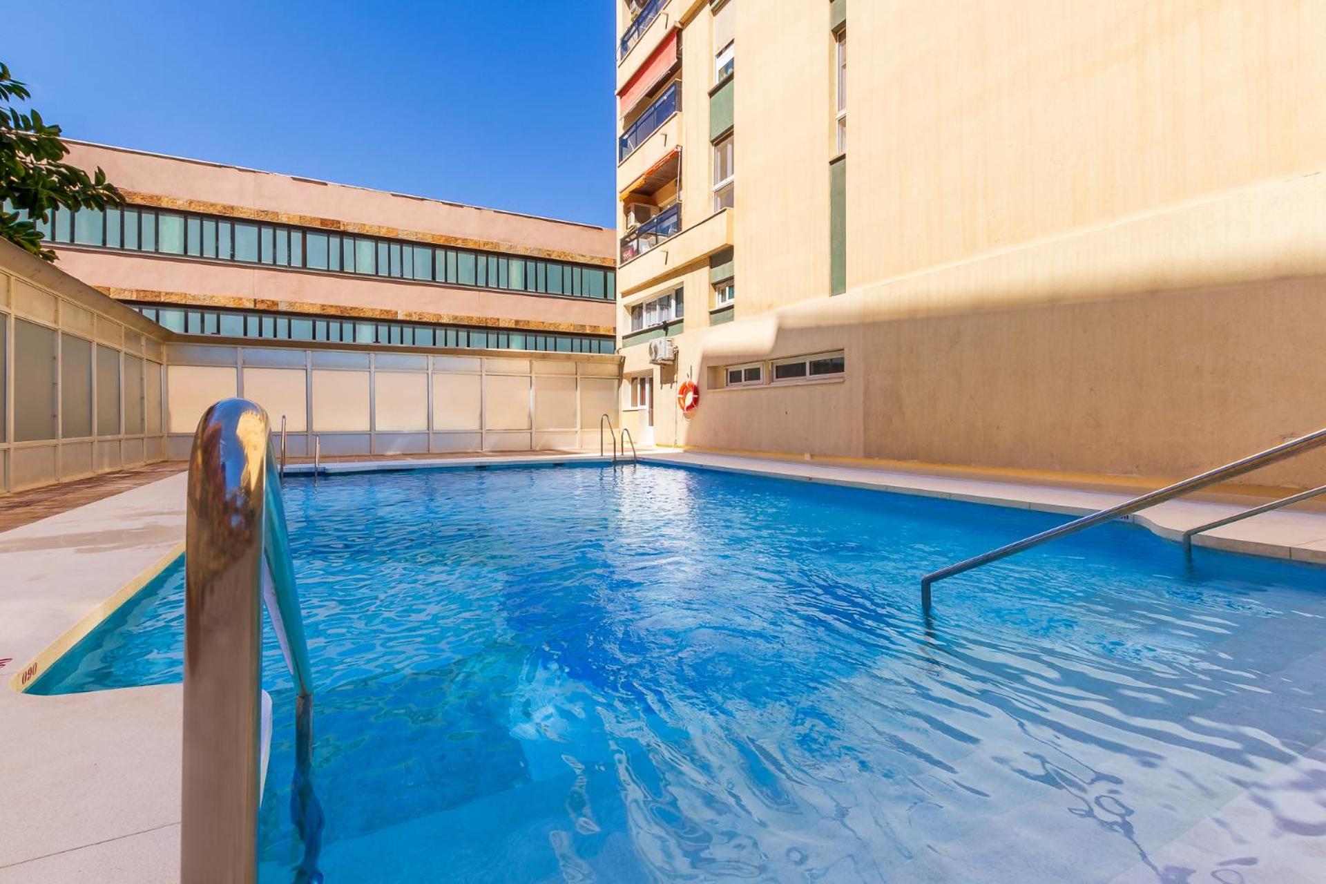 El Remo by IVI Real Estate view 4