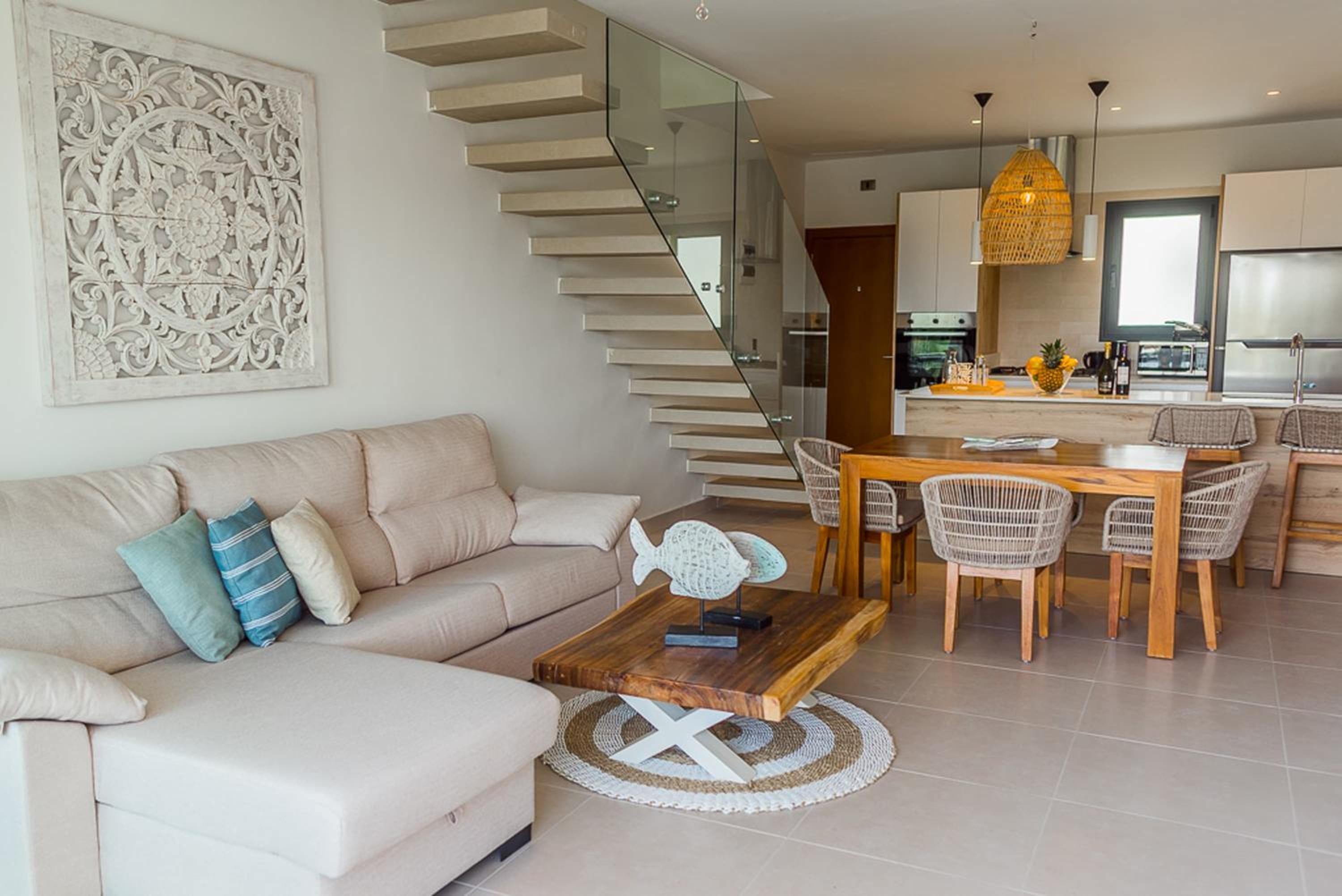 Stylish and spacious penthouse with Bbq and picuzi view 2