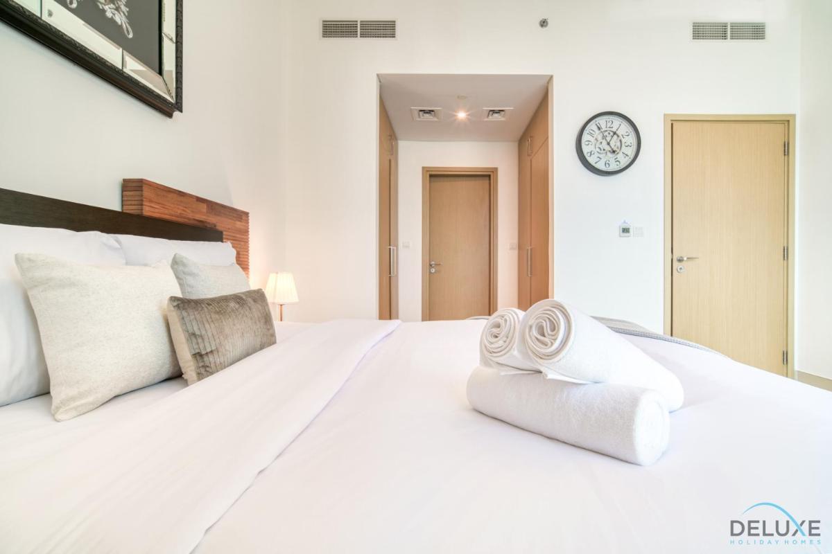 Elegant 2BR at 5242 Tower 2 Dubai Marina by Deluxe Holiday Homes