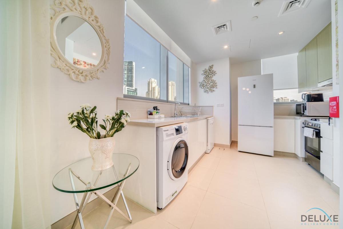Elegant 2BR at 5242 Tower 2 Dubai Marina by Deluxe Holiday Homes