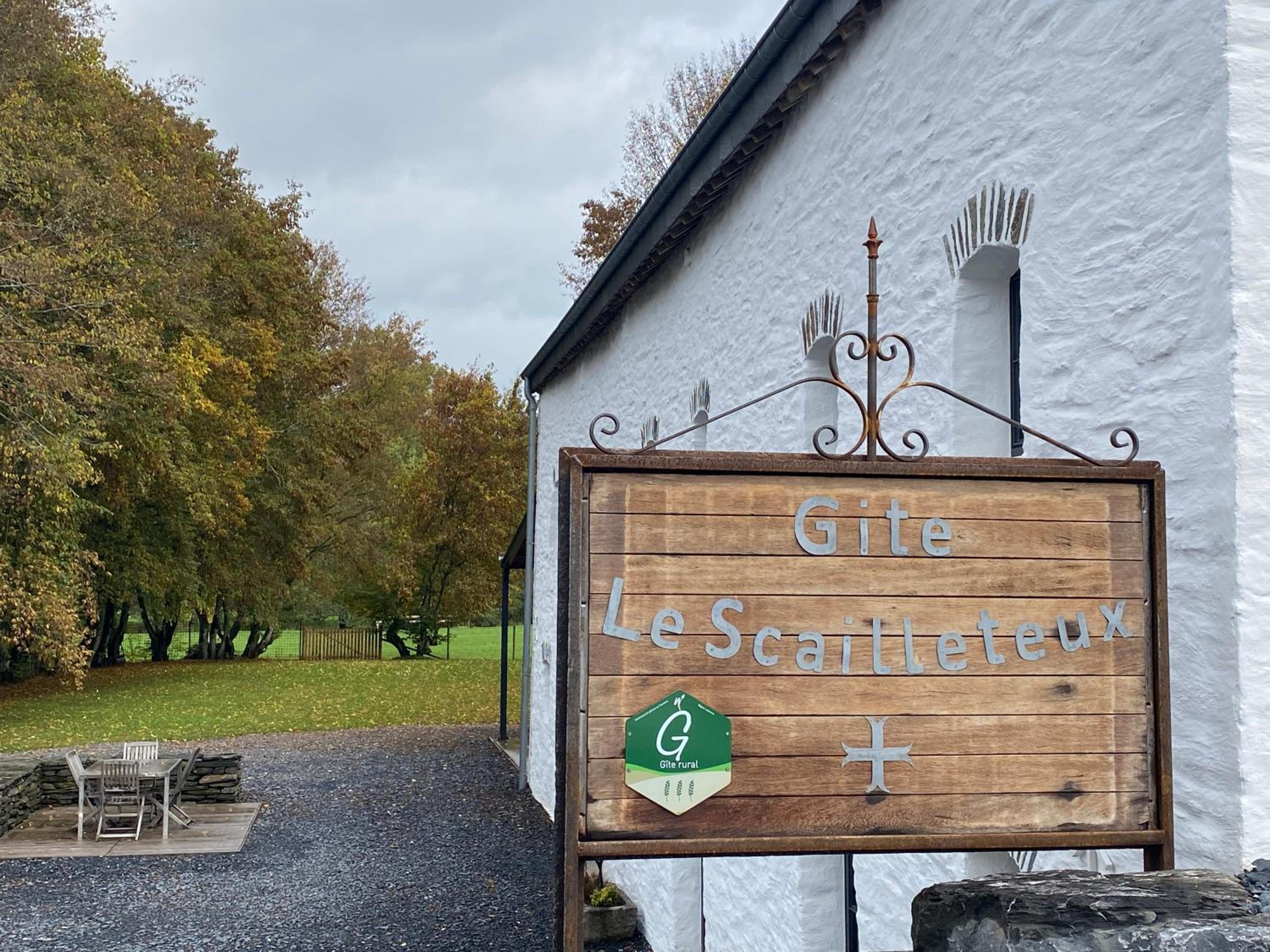 Le Scailleteux - Gîte de charme clôturé, accès à la rivière