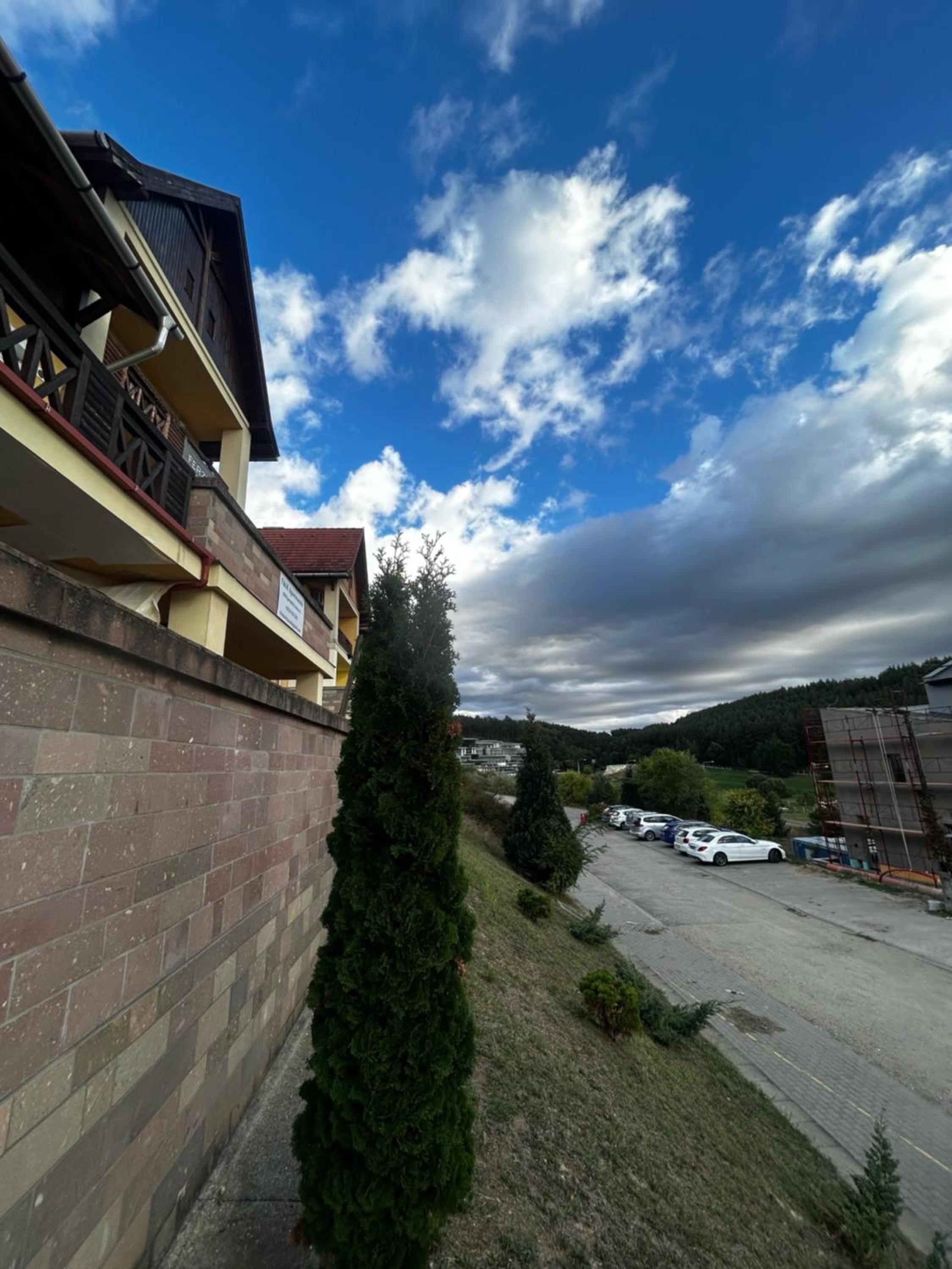 Forrás Apartman