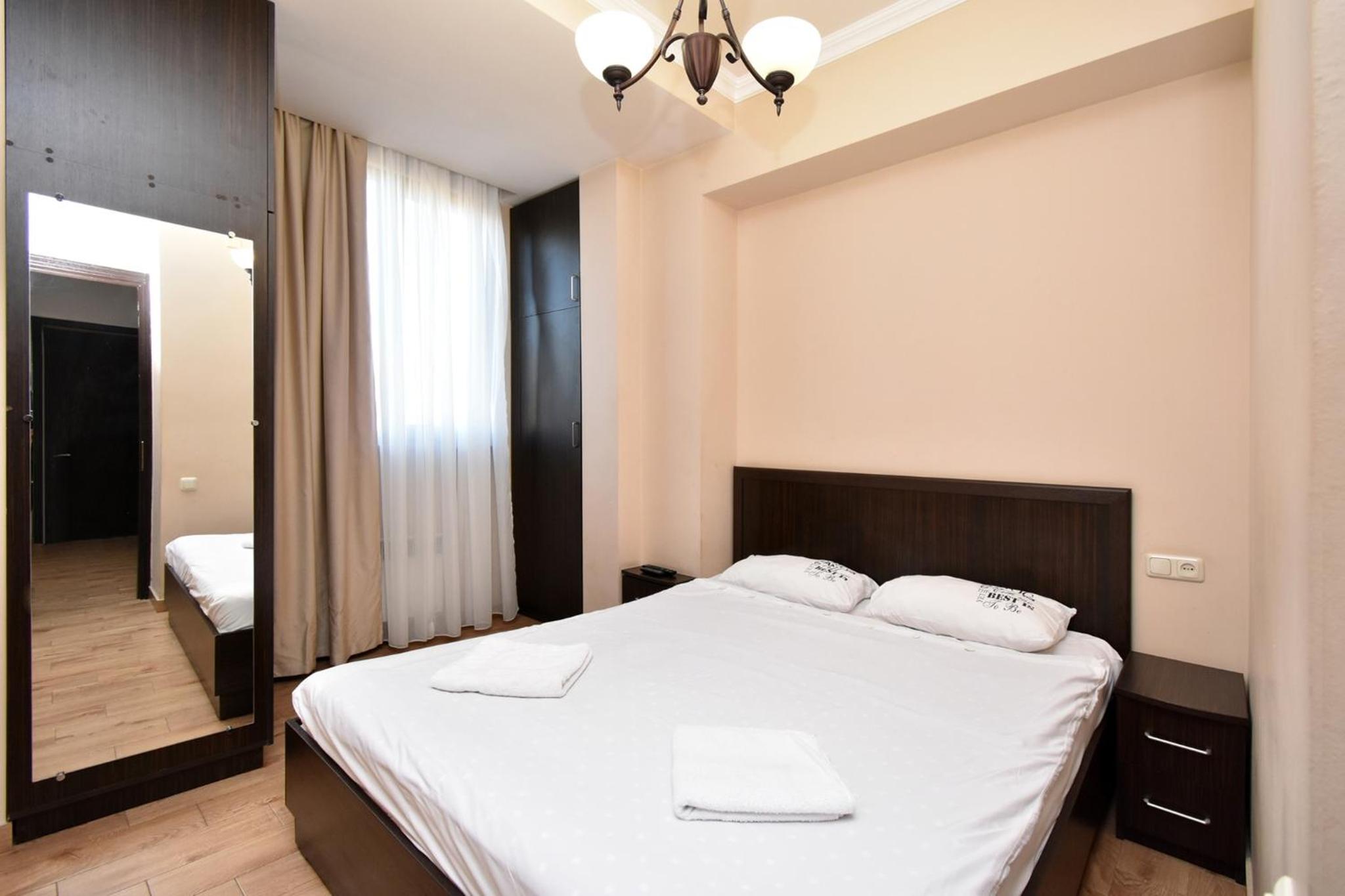 Koghbatsi street, 1 bedroom Suny, Comfy apartment KO110