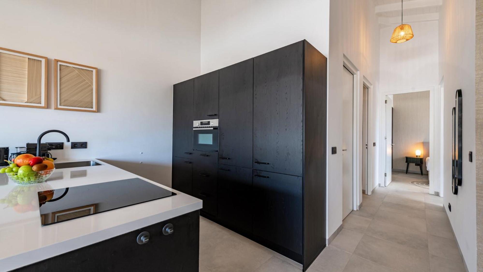 The Wave - Excellently located Penthouse with pool