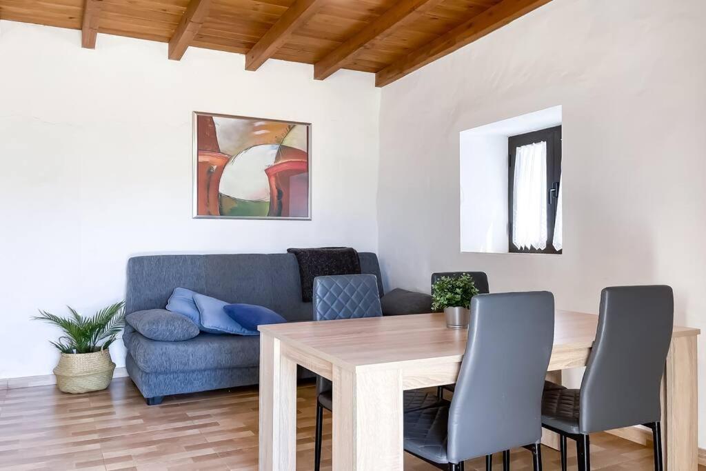 Tindaya Sol Smartworking by Babiniliving