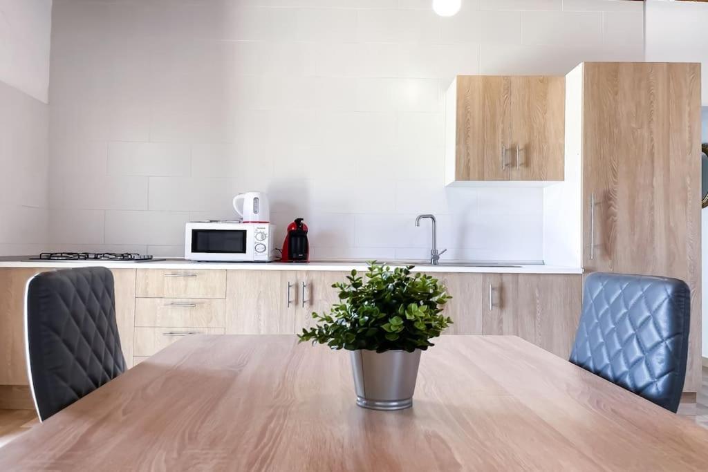 Tindaya Sol Smartworking by Babiniliving